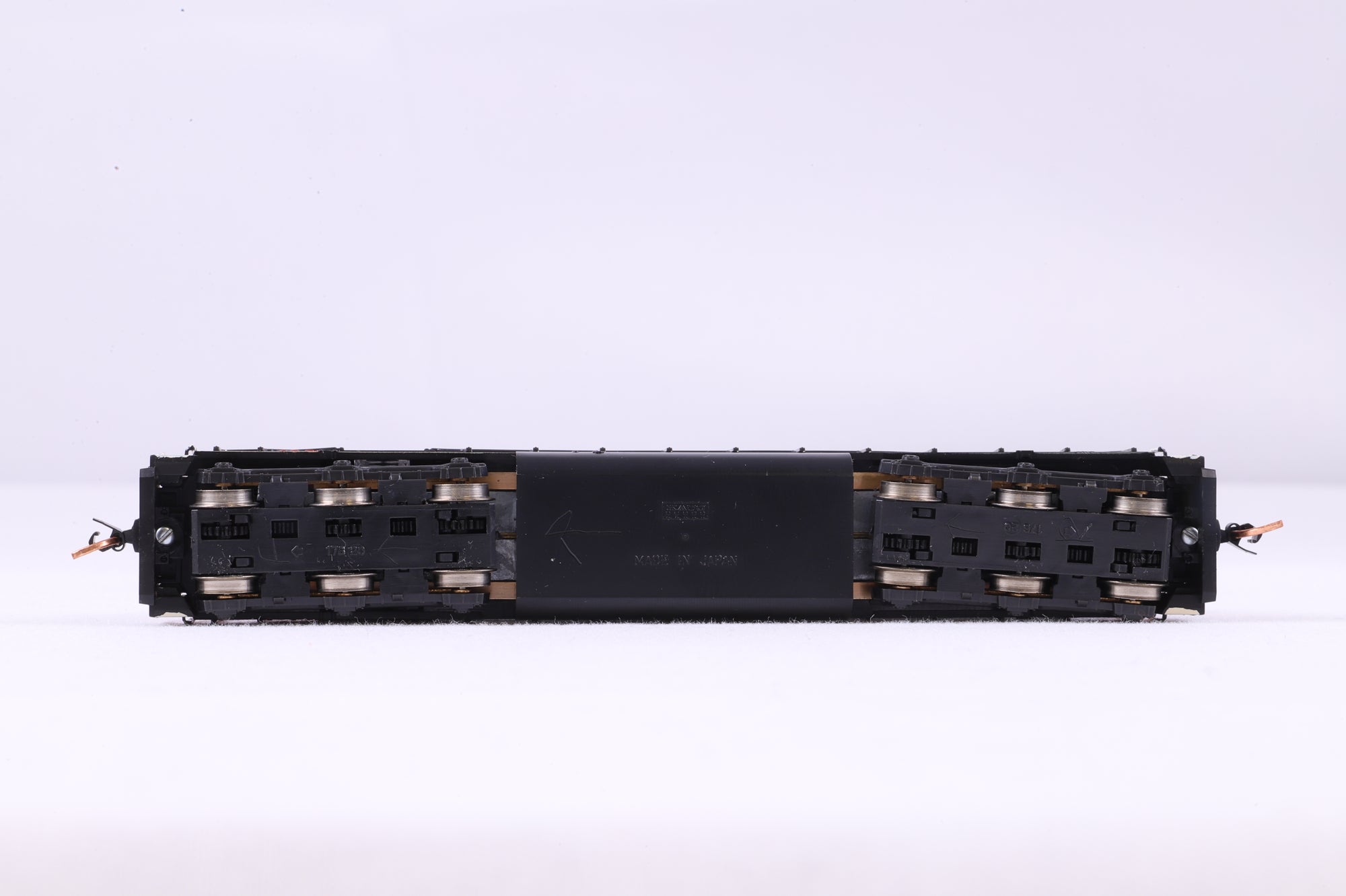 Kato N 176-20L SD40 CN '5001' Black & Orange/Red