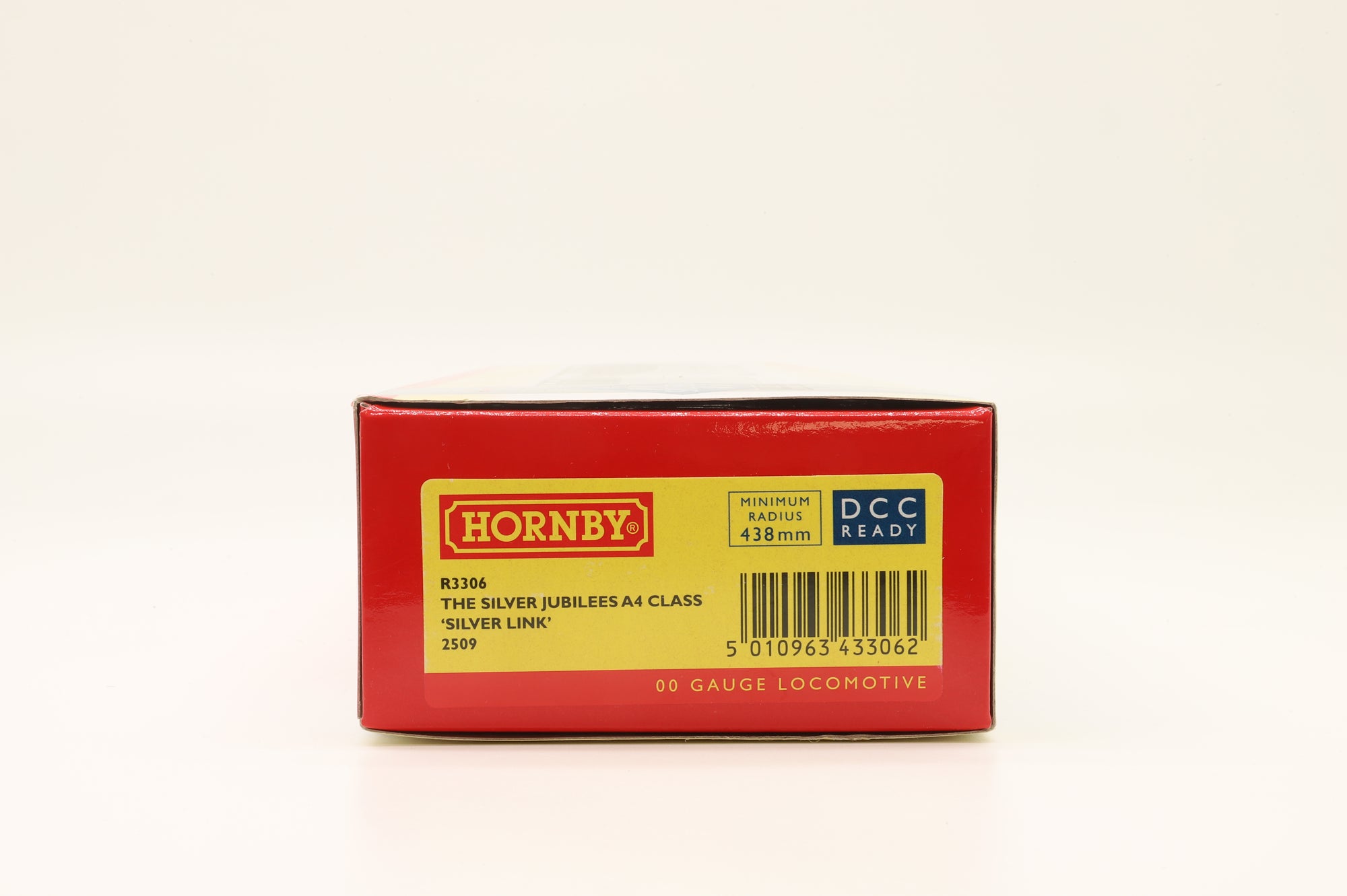 Hornby OO R3306 The Silver Jubilees Class A4 '2509' 'Silver Link' LNER Silver Ltd Ed 491/ 1000