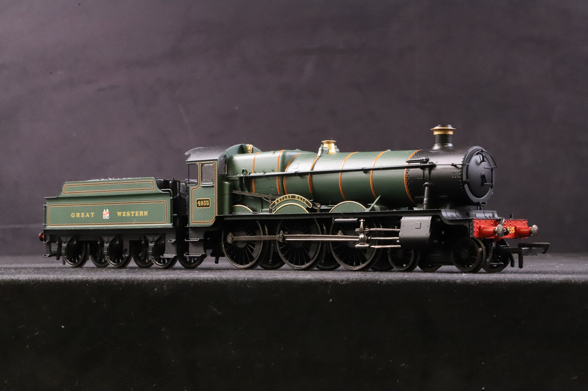Hornby OO GWR Hall Class &#39;4935&#39; &#39;Ketley Hall&#39; GWR Green DCC Sound