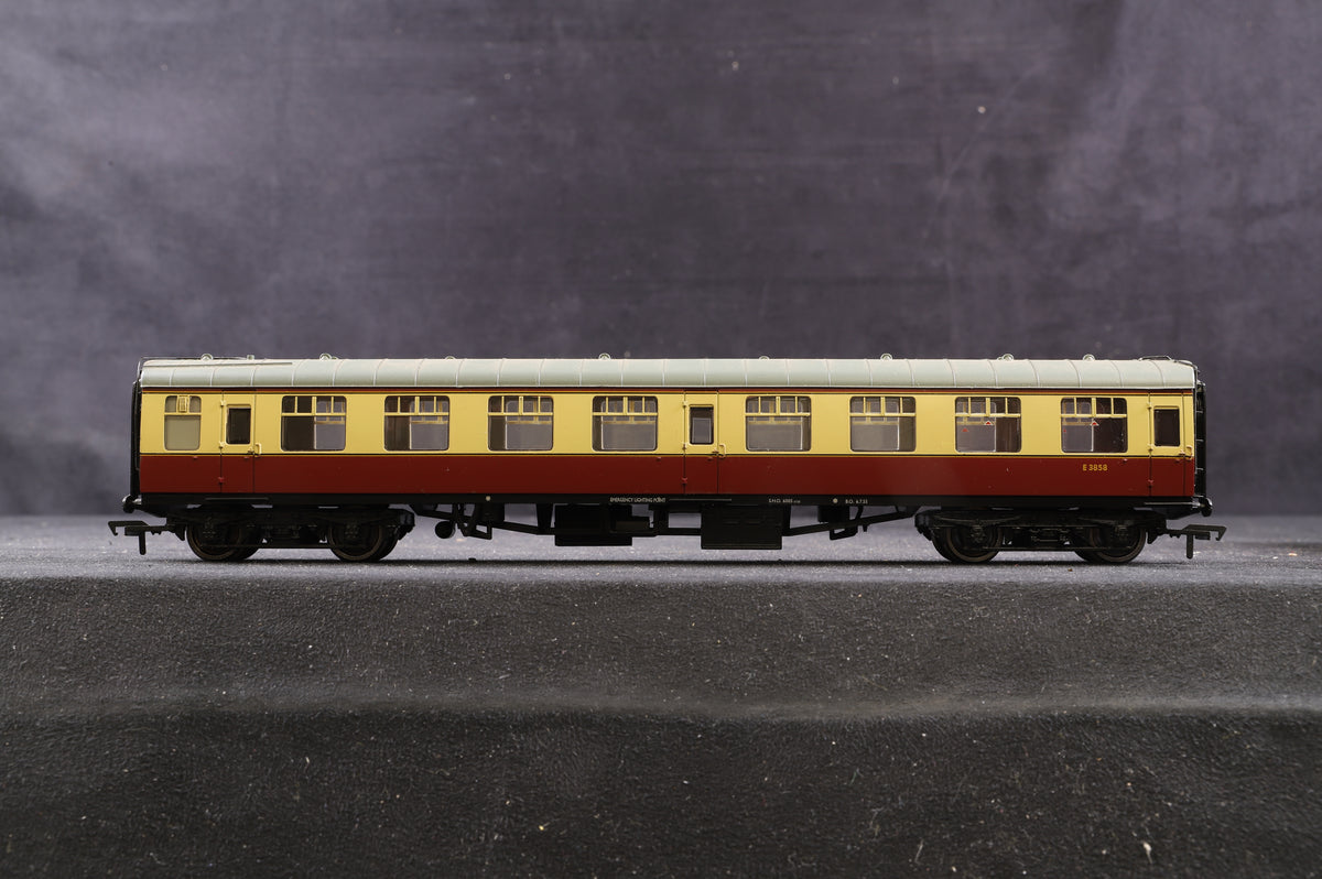 Bachmann OO Rake of 5 Mk1 BR Crimson &amp; Cream Coaches