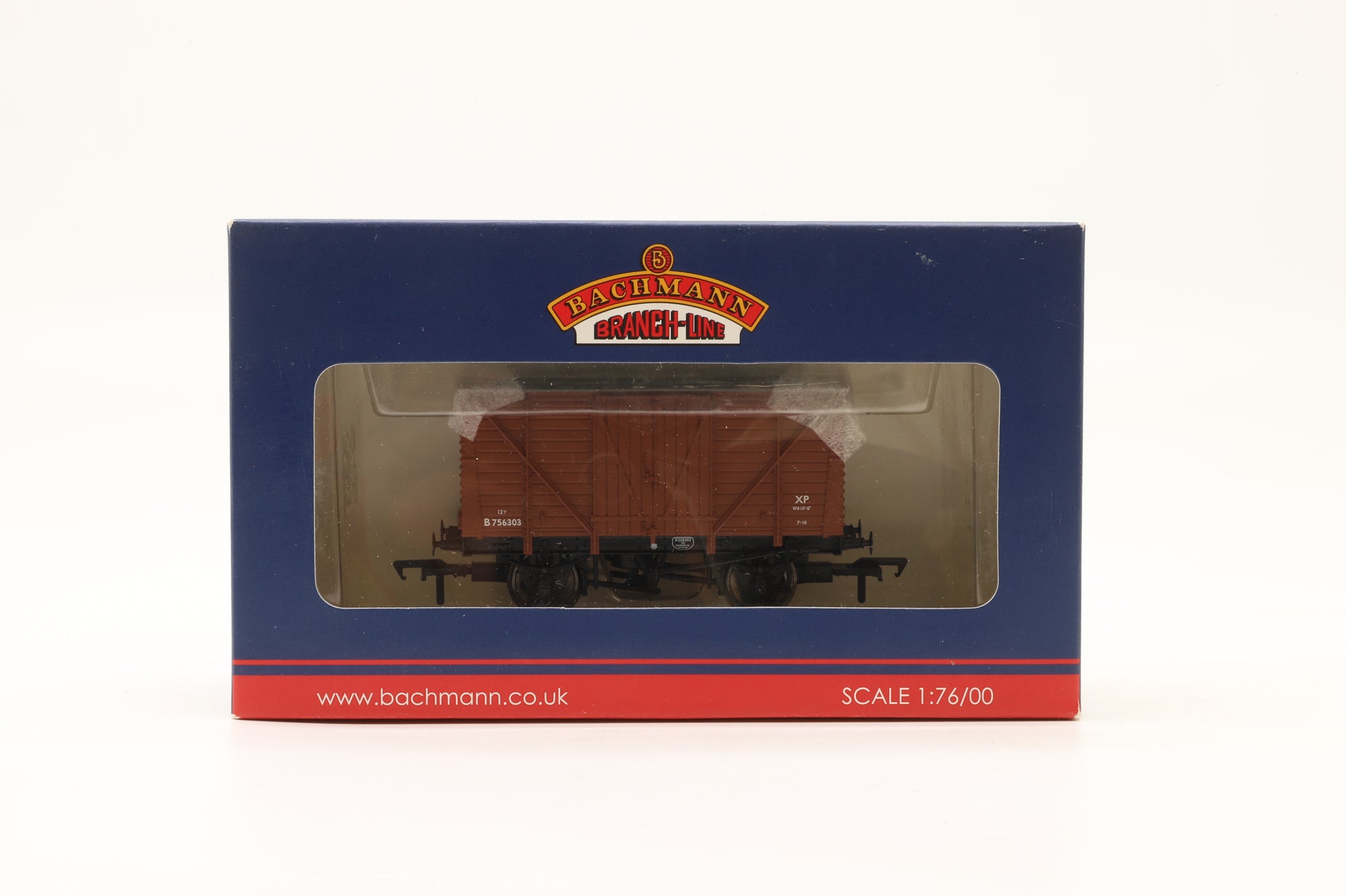 Bachmann OO 38-160B x5 Rake of 5 BR 12T Planked Vent Vans in Bauxite (Early)