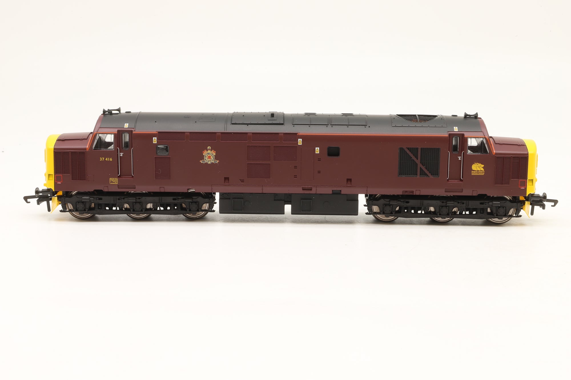ViTrains OO 2018 Class 37 37416 in EWS/Royal Scotsman Maroon