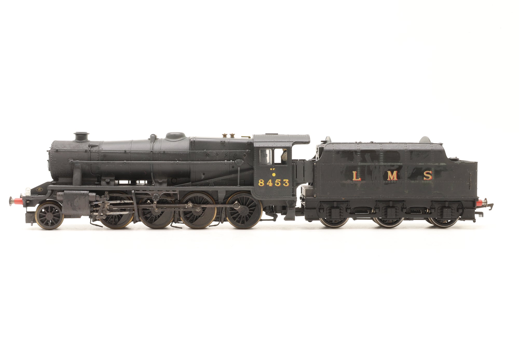 Hornby OO Class 8F 2-8-0 '8453' LMS Black Renumbered & Weathered