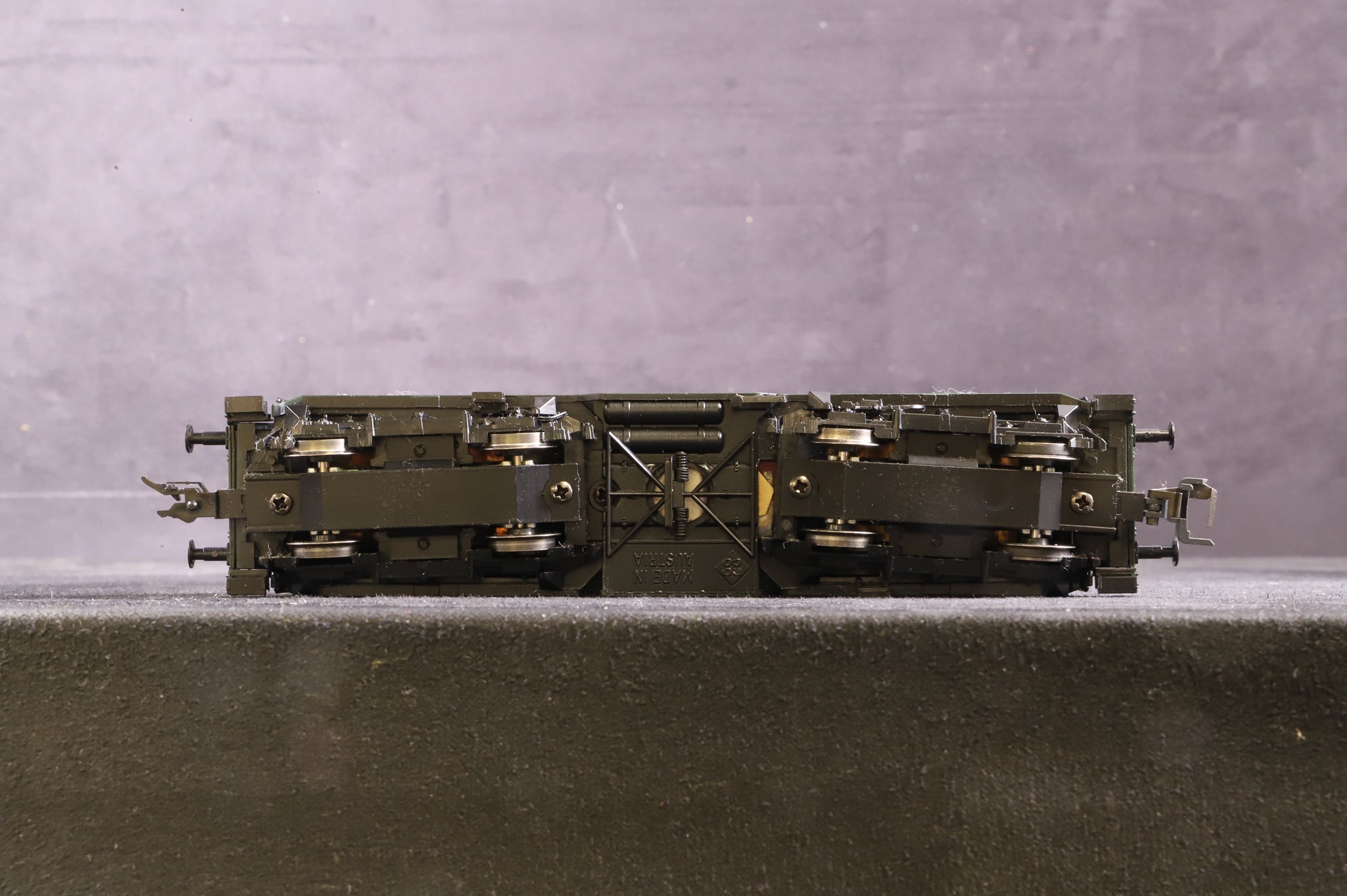 WORKSHOP Roco HO 43810 Serie 2045 2045.10 in ÖBB Livery