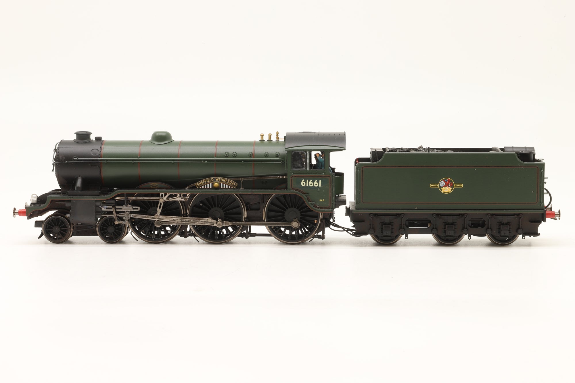 WORKSHOP Hornby OO R3523 Class B17 '61661' 'Sheffield Wednesday' BR Lined Green L/C Renamed/ Renumbered DCC Fitted