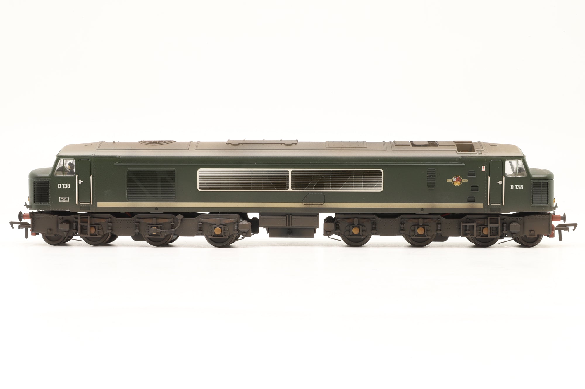 Bachmann OO 32-702A Class 46 D138 in BR Green w/ SYPs – TMC Weathered