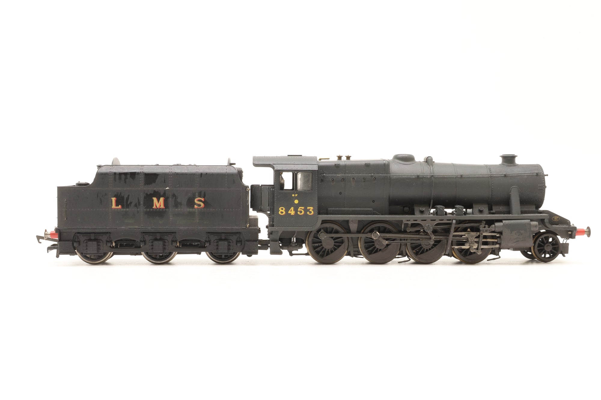 Hornby OO Class 8F 2-8-0 '8453' LMS Black Renumbered & Weathered
