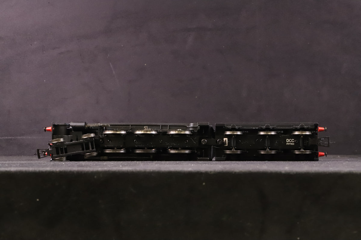 Hornby OO GWR Hall Class &#39;4935&#39; &#39;Ketley Hall&#39; GWR Green DCC Sound