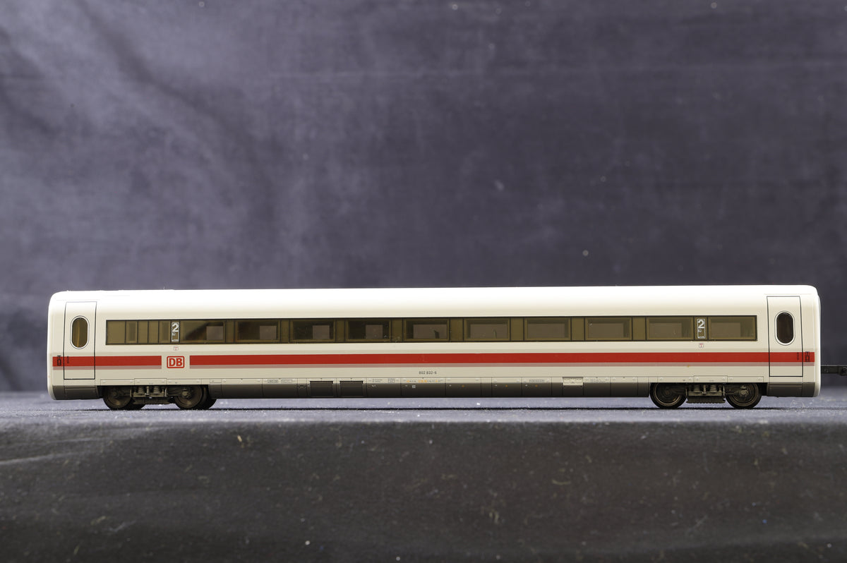 Fleischmann HO ICE 1 High Speed 14 Car Train 2 x Power Cars &amp; 12 x Intermediate Cars