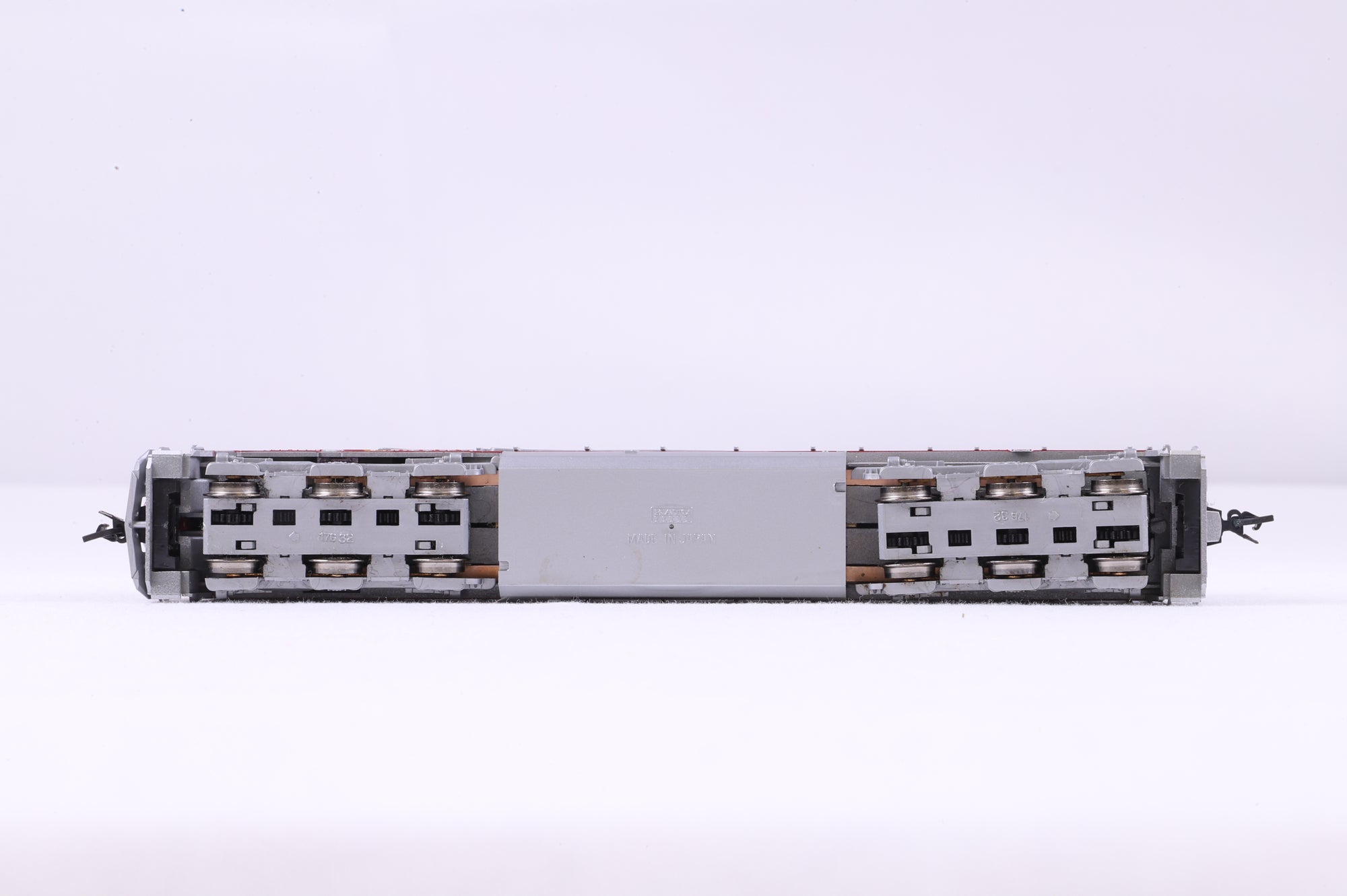 Kato N 176-3507 C44-9W SF '669'