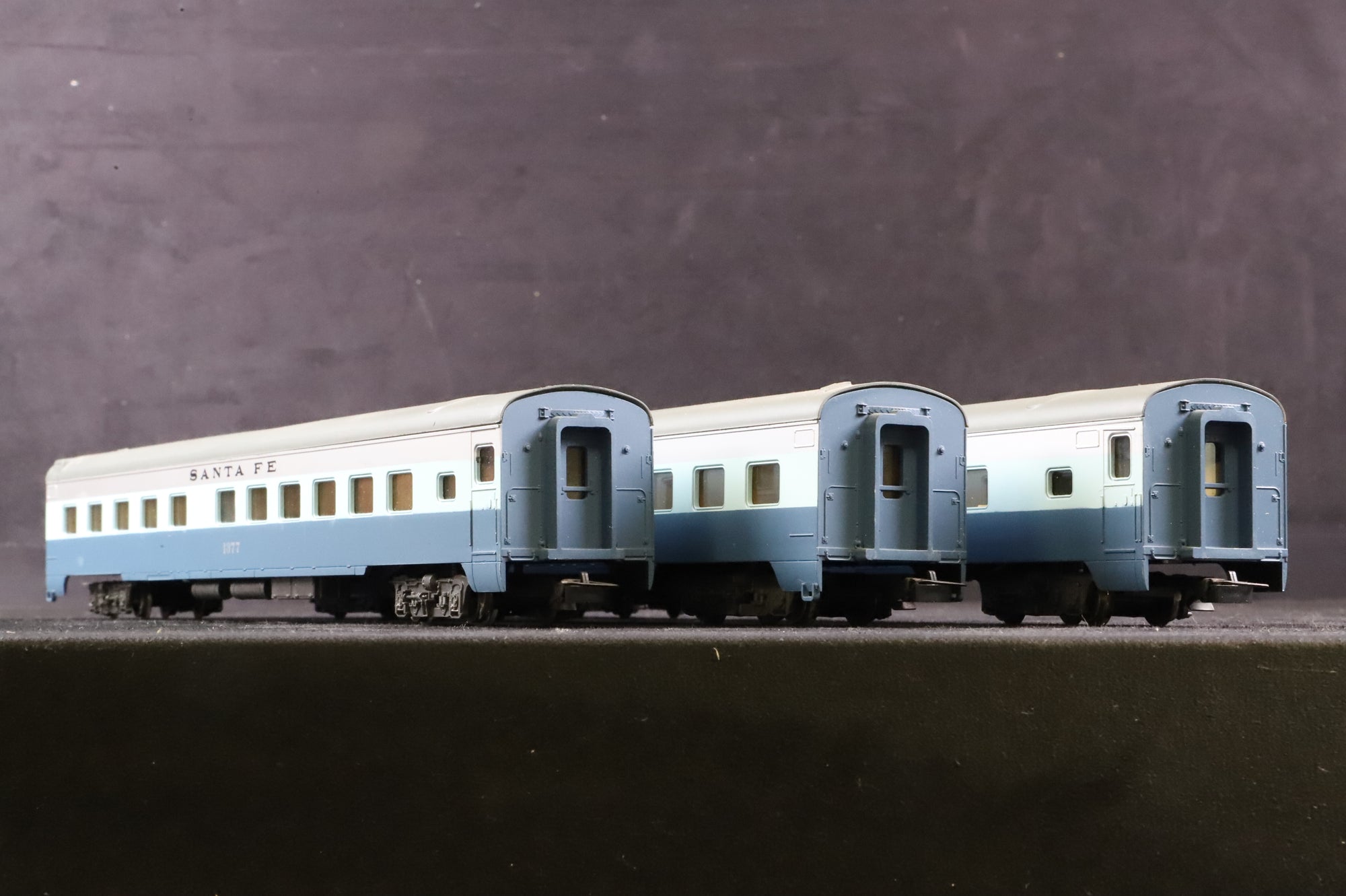 Rivarossi HO Rake of 3 Blue/Grey Santa Fe Coaches, Inc. 2635 & 2 x 2634