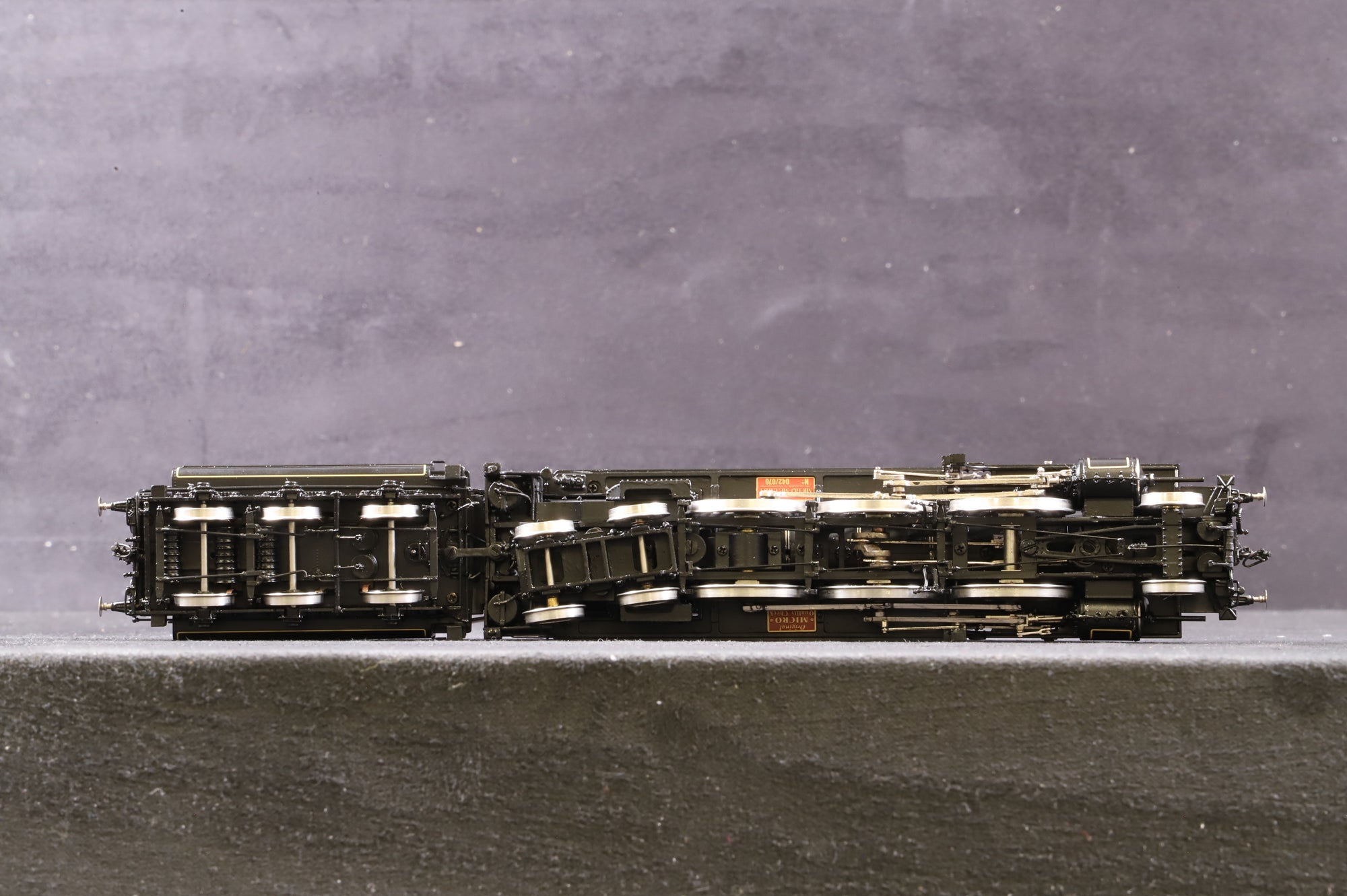 Micro-Metakit HO Brass 07810H Royal Austrian Class 210 black Livery with Gold Boiler Bands Ltd Ed. 42/70