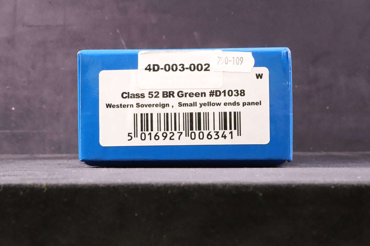 Dapol OO 4D-003-002 Class 52 D1038 &#39;Western Sovereign&#39; in BR Green w/ Small Yellow Ends