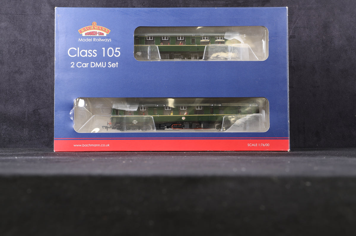 Bachmann OO 31-326 Class 105 2 Car DMU BR Green With Speed Whiskers, DCC Fitted