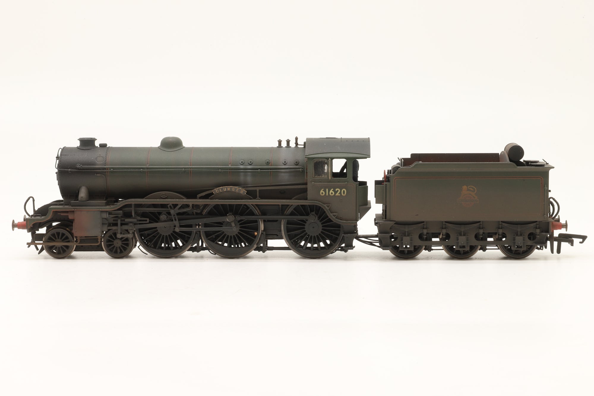 Hornby OO R3318 Class B17/6 '61620' 'Clumber' BR Lined Green E/C Weathered, Renamed & DCC Sound