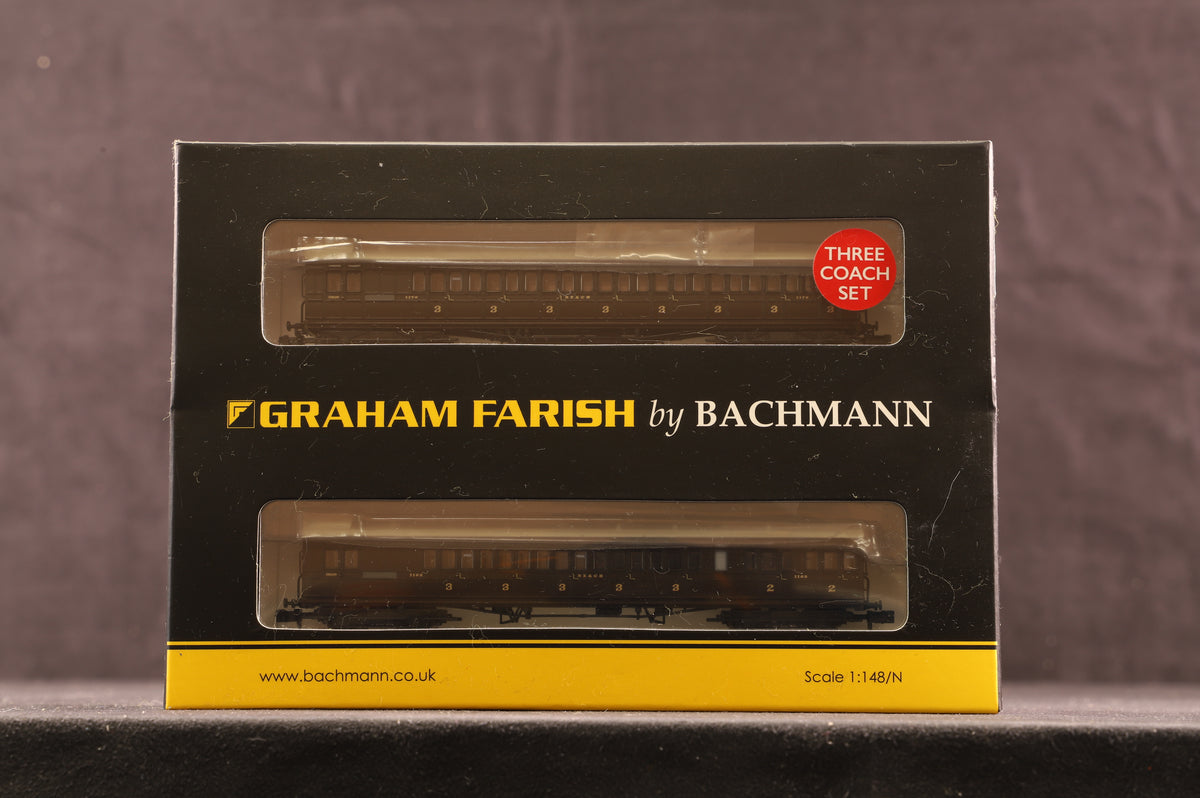 Graham Farish N 374-910 Set of SE&amp;CR 60&#39; Birdcage Coaches SE&amp;CR Wellington Brown