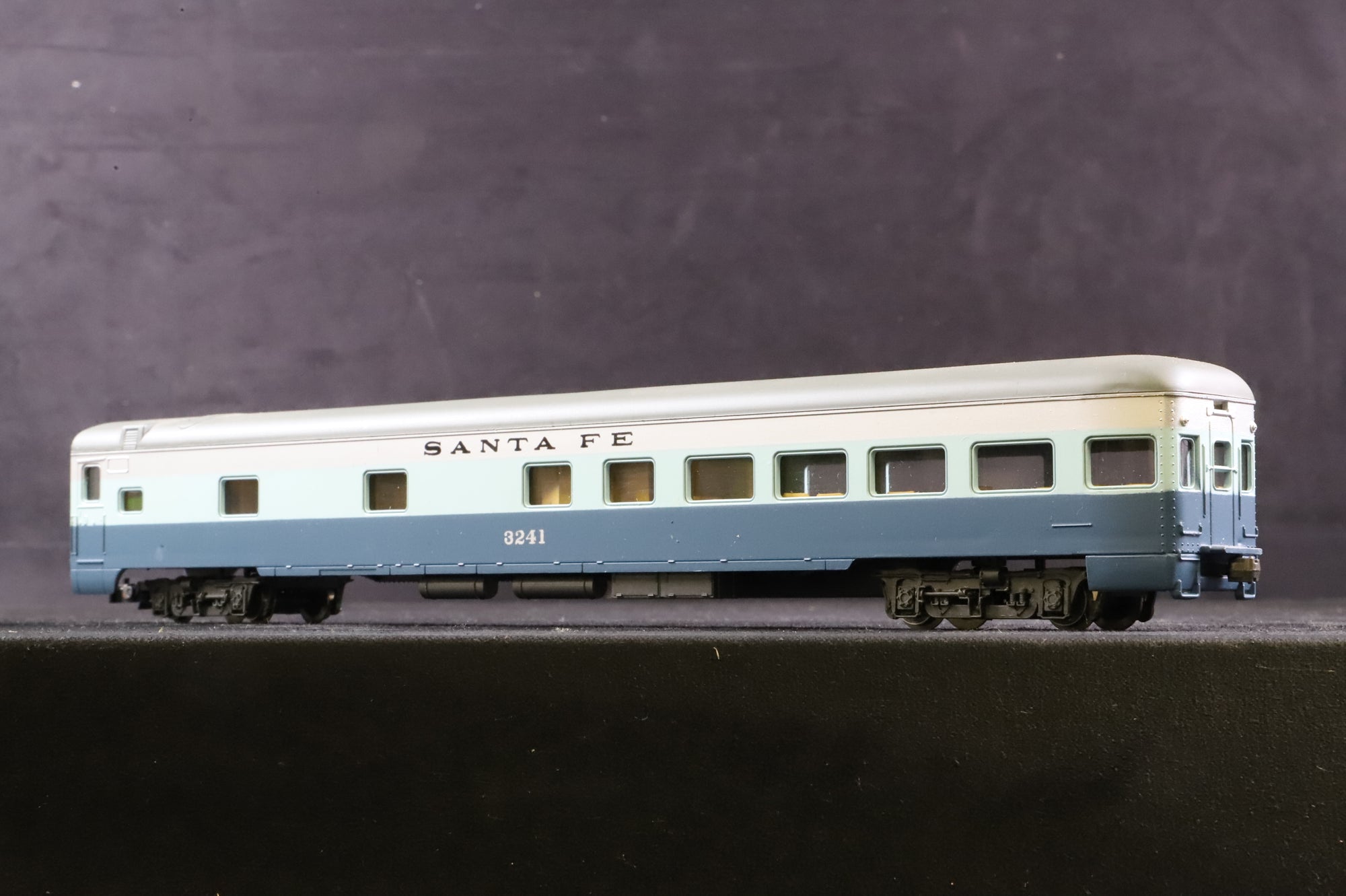 Rivarossi HO Rake of 3 Blue/Grey Santa Fe Coaches, Inc. 2635 & 2 x 2634