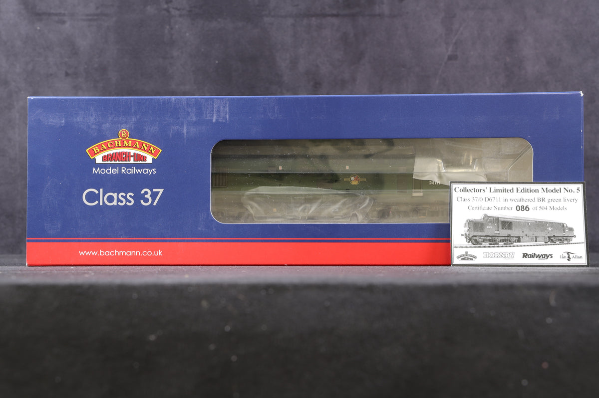 Bachmann OO 32-776Y Class 37/0 &#39;D6711&#39; BR Green, Weathered, Ian Allan Excl. 86/504