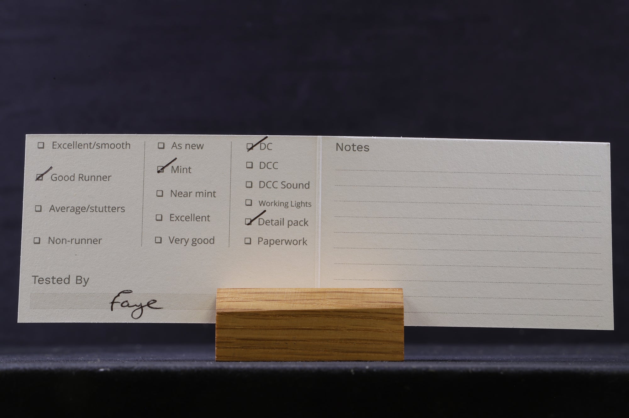 Hornby OO R2324 Class J83 68450 in Lined BR Black w/ Early Crests - Weathered