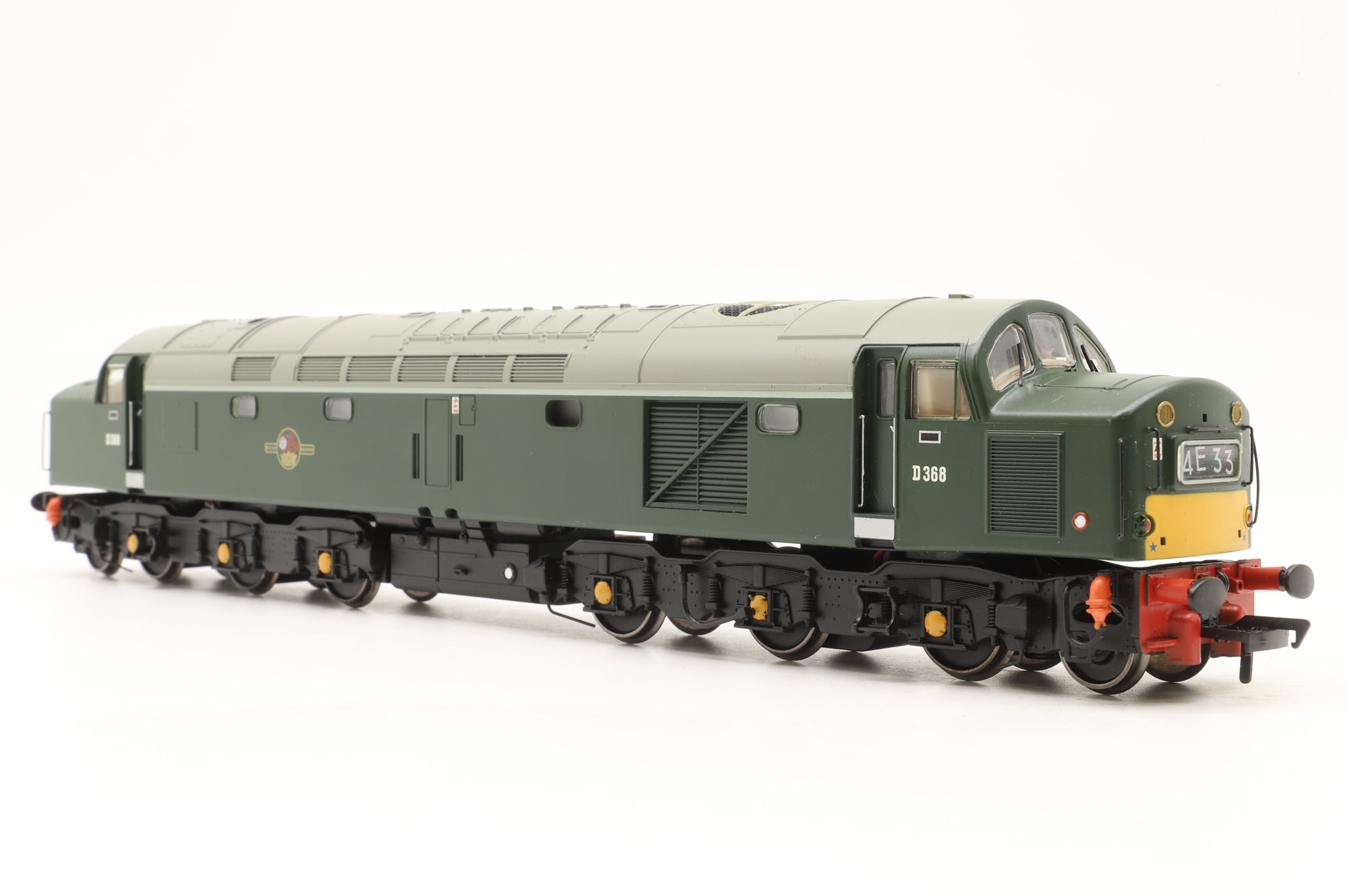 Bachmann OO 32-475 Class 40 D368 in BR Green w/ SYPs
