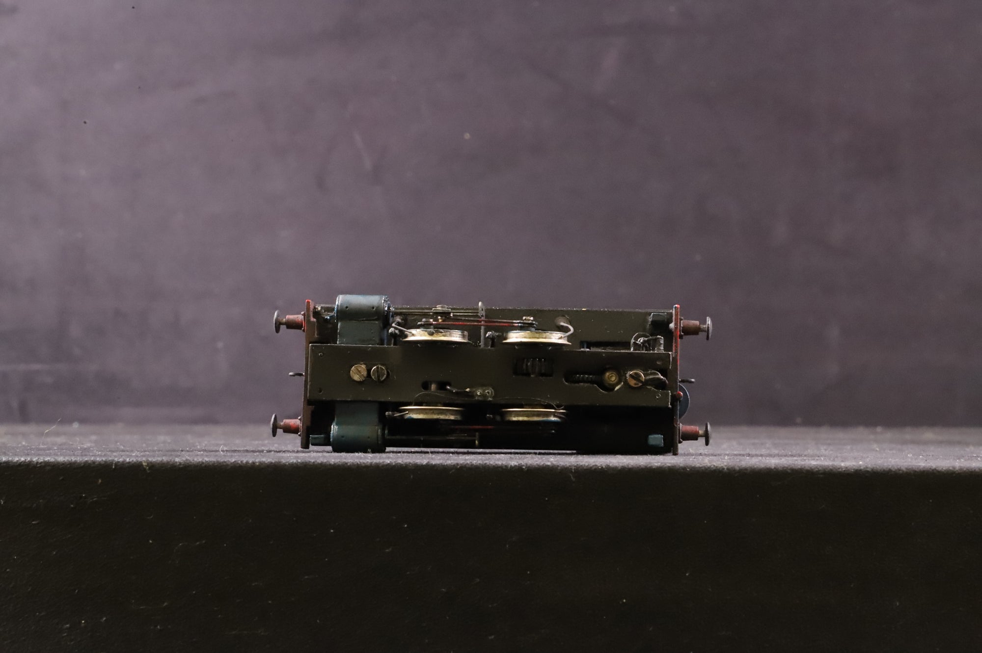 WORKSHOP DJH OO Kit Andrew Barclay 0-4-0T No.24 'Lady Jane' in Blue/Red - Weathered