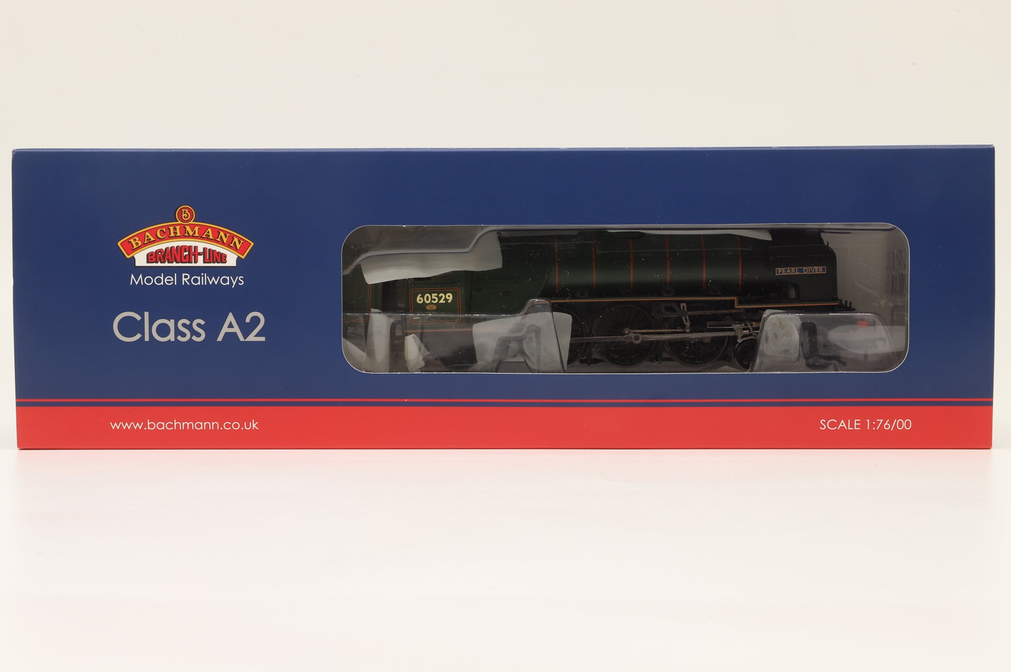 Bachmann OO 31-528A Class A2 '60529' 'Pearl Diver' BR Lined Green L/C