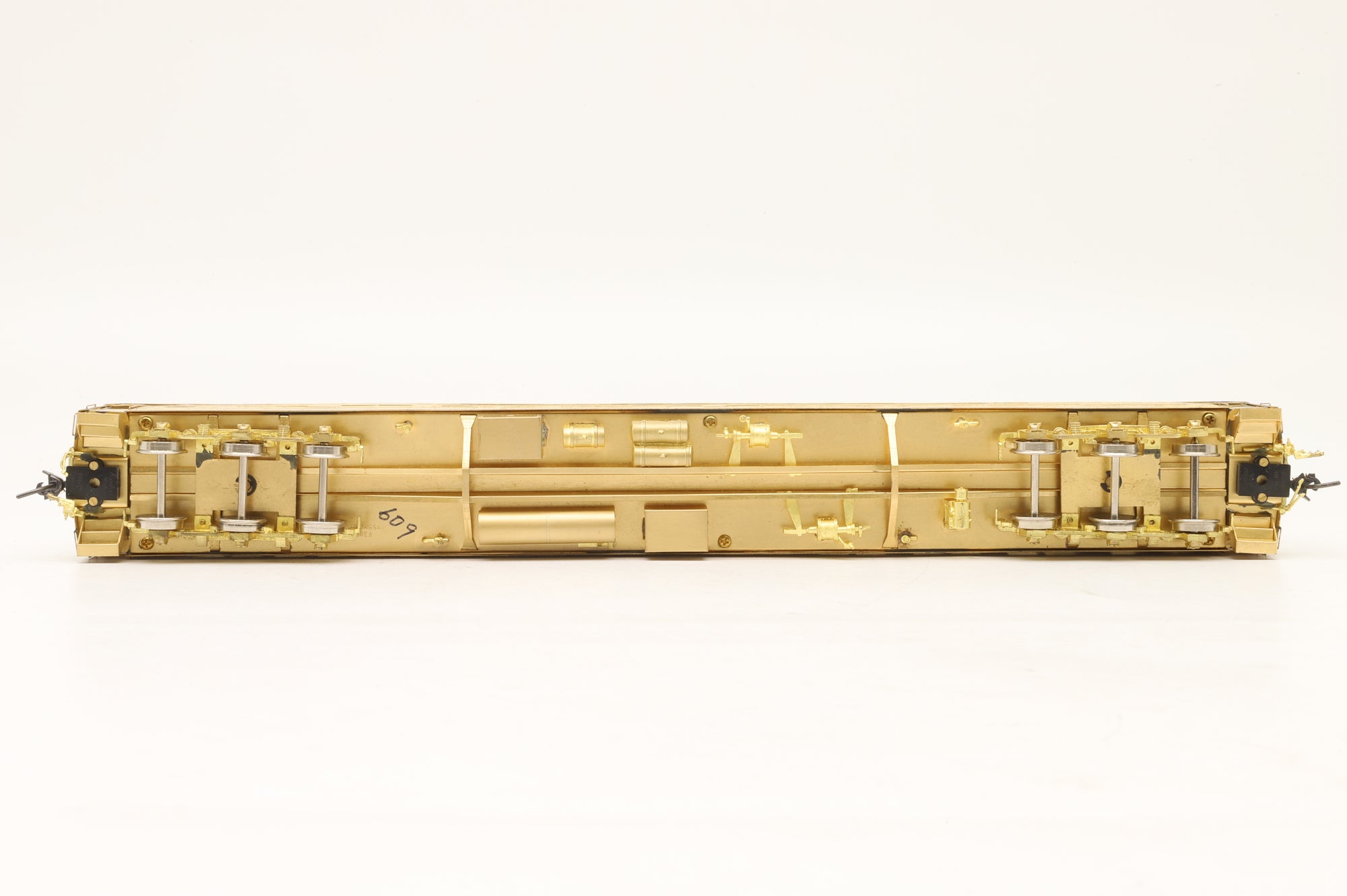 Cascade Models HO Brass 2450 Northern Pacific 609 Series Coach – Unpainted