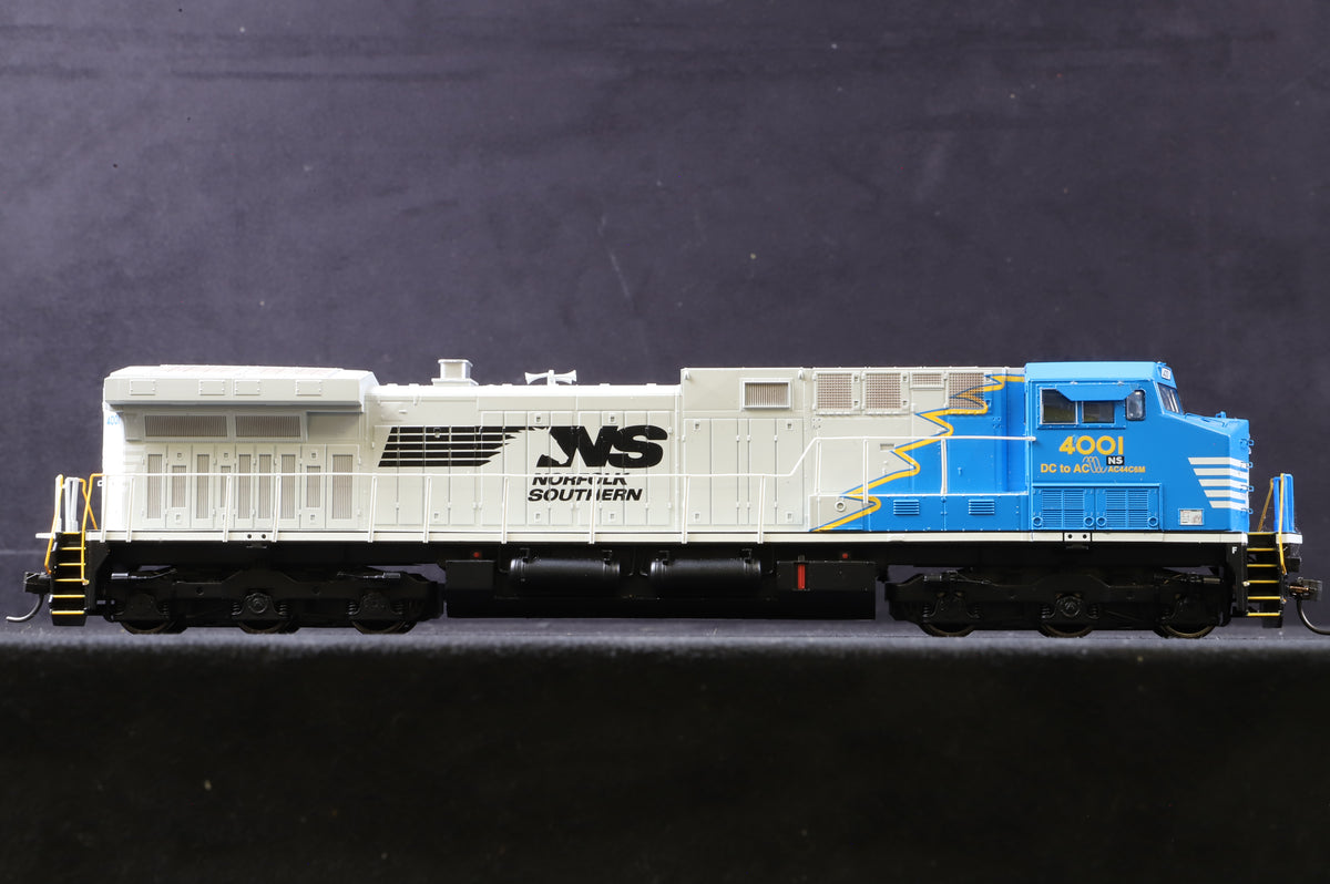Athearn Roundhouse HO RND97255 ACC44C6M No.4001 in Norfolk Southern Livery - DCC Sound