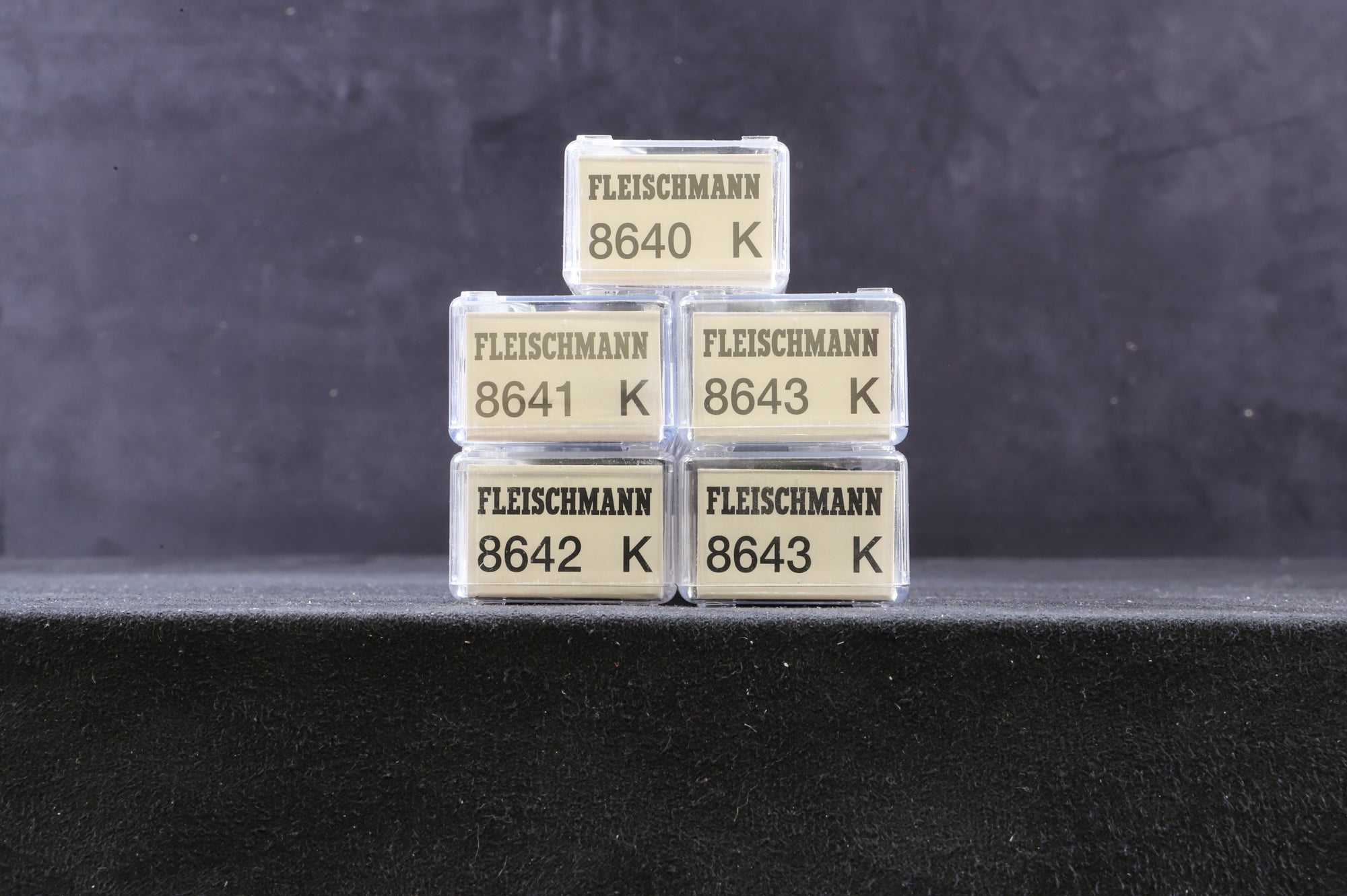 Fleischmann N Rake Of 5 DB Passenger & Bagage Cars Inc. 8640, 8641, 8642 & 8643x2