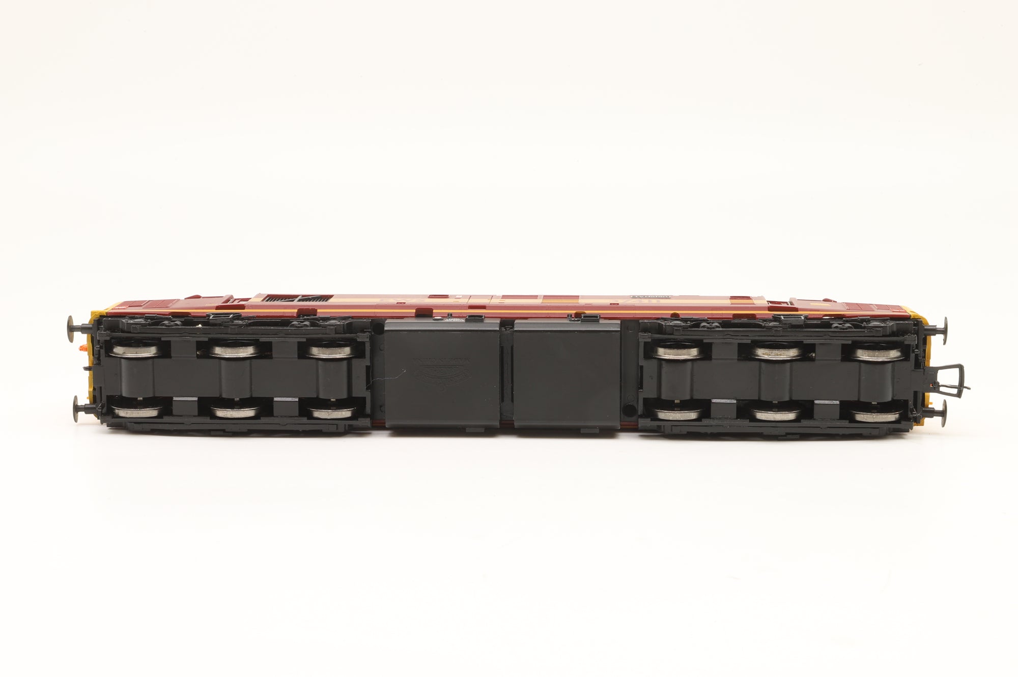 Bachmann OO 32-381 Class 37/4 Diesel '37411' 'Ty Hafan' EWS DCC Sound