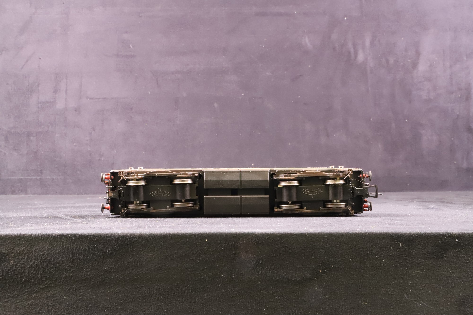 Bachmann OO 32-430B Class 24 'D5061' BR Green Weathered