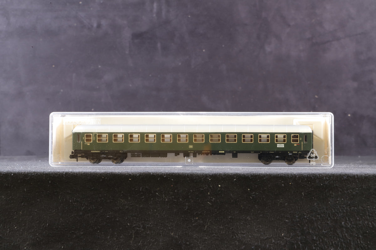 Fleischmann N Rake Of 5 DB Passenger &amp; Bagage Cars Inc. 8640, 8641, 8642 &amp; 8643x2