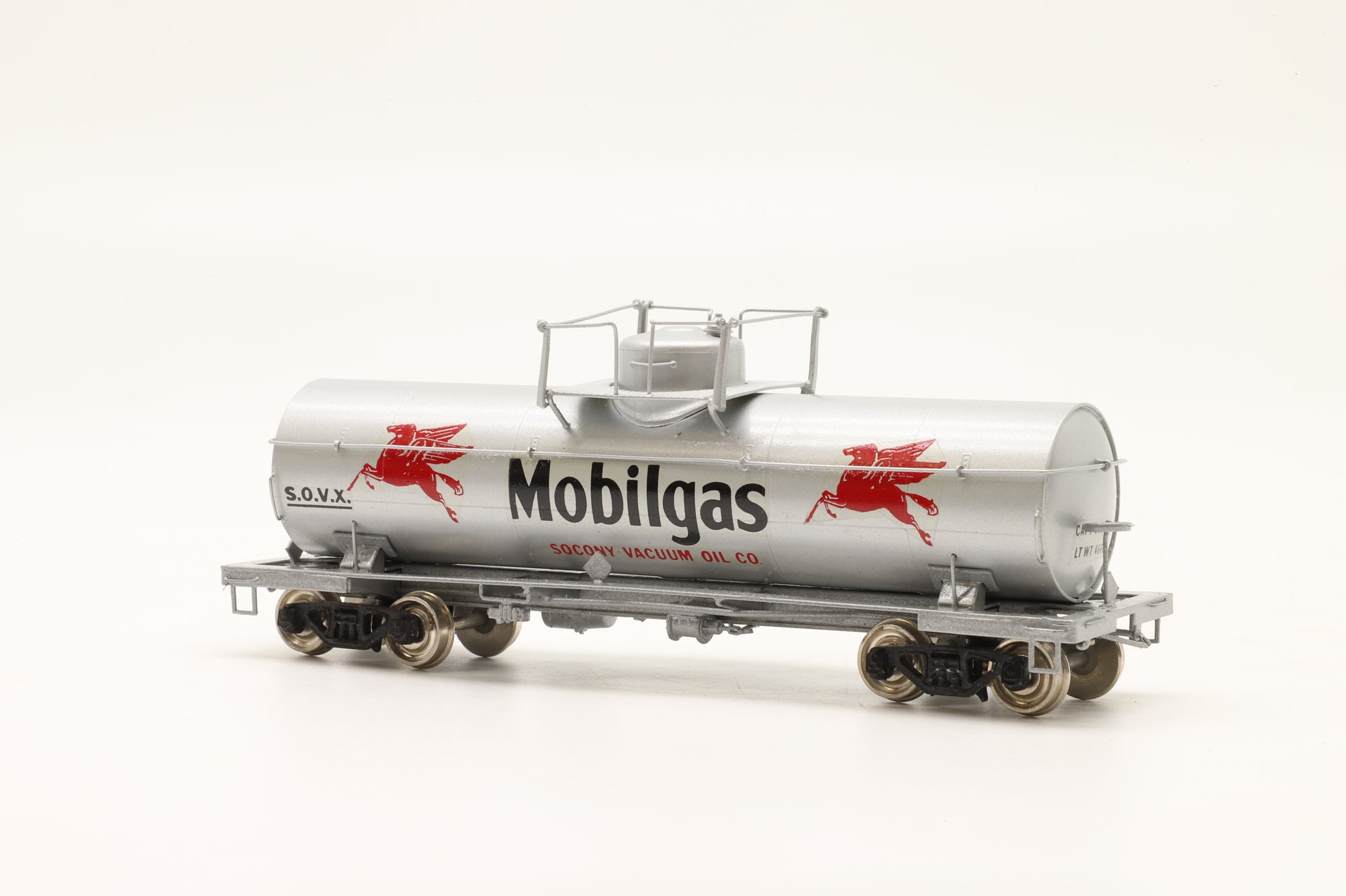 Precision Scale Co./Iron Horse HO Brass 8,000 Gallon Tank Car Mobilgas Silver