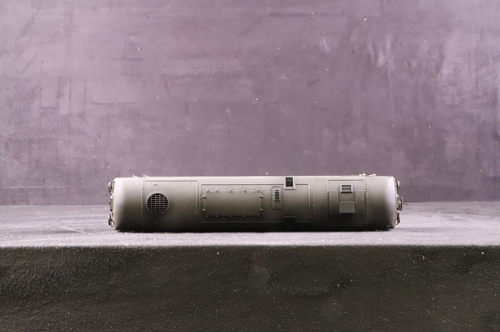 Bachmann OO 32-430B Class 24 'D5061' BR Green Weathered