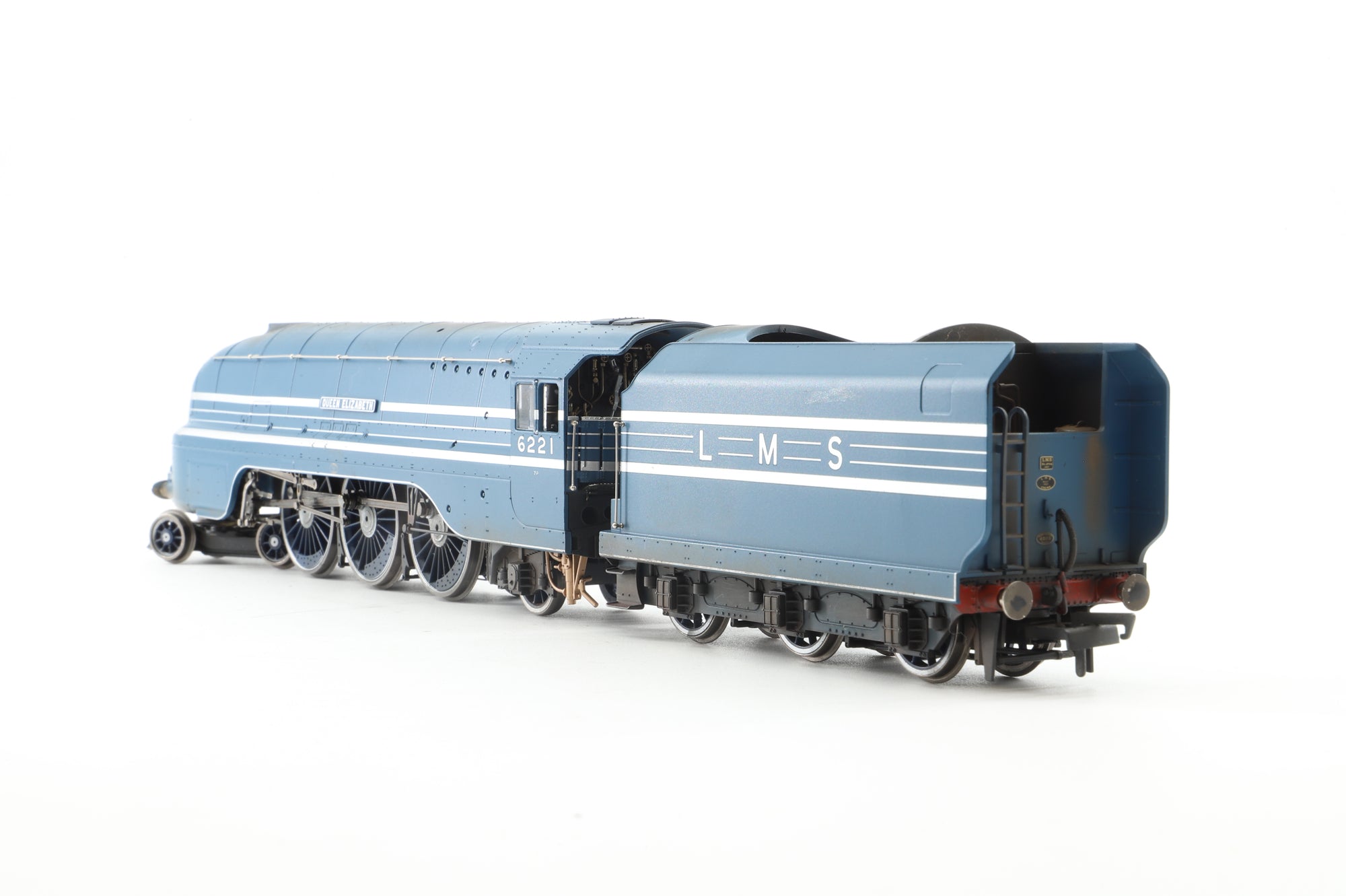 Hornby OO R3623 LMS Streamlined Princess Coronation Class 'Queen Elizabeth' '6221', DCC Sound, Weathered
