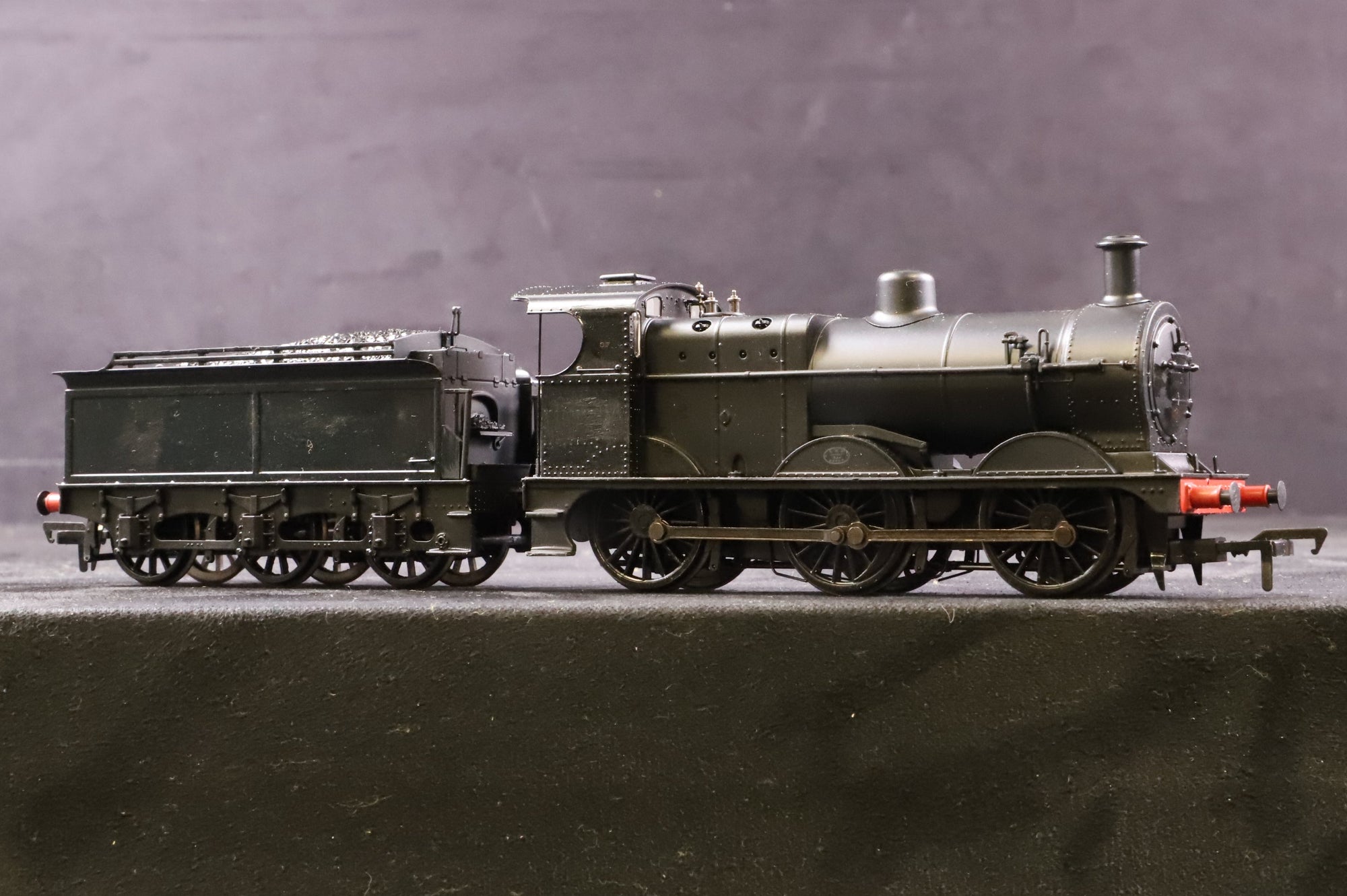 WORKSHOP Bachmann OO 31-627B Class 3F '3520' LMS Black, Repainted