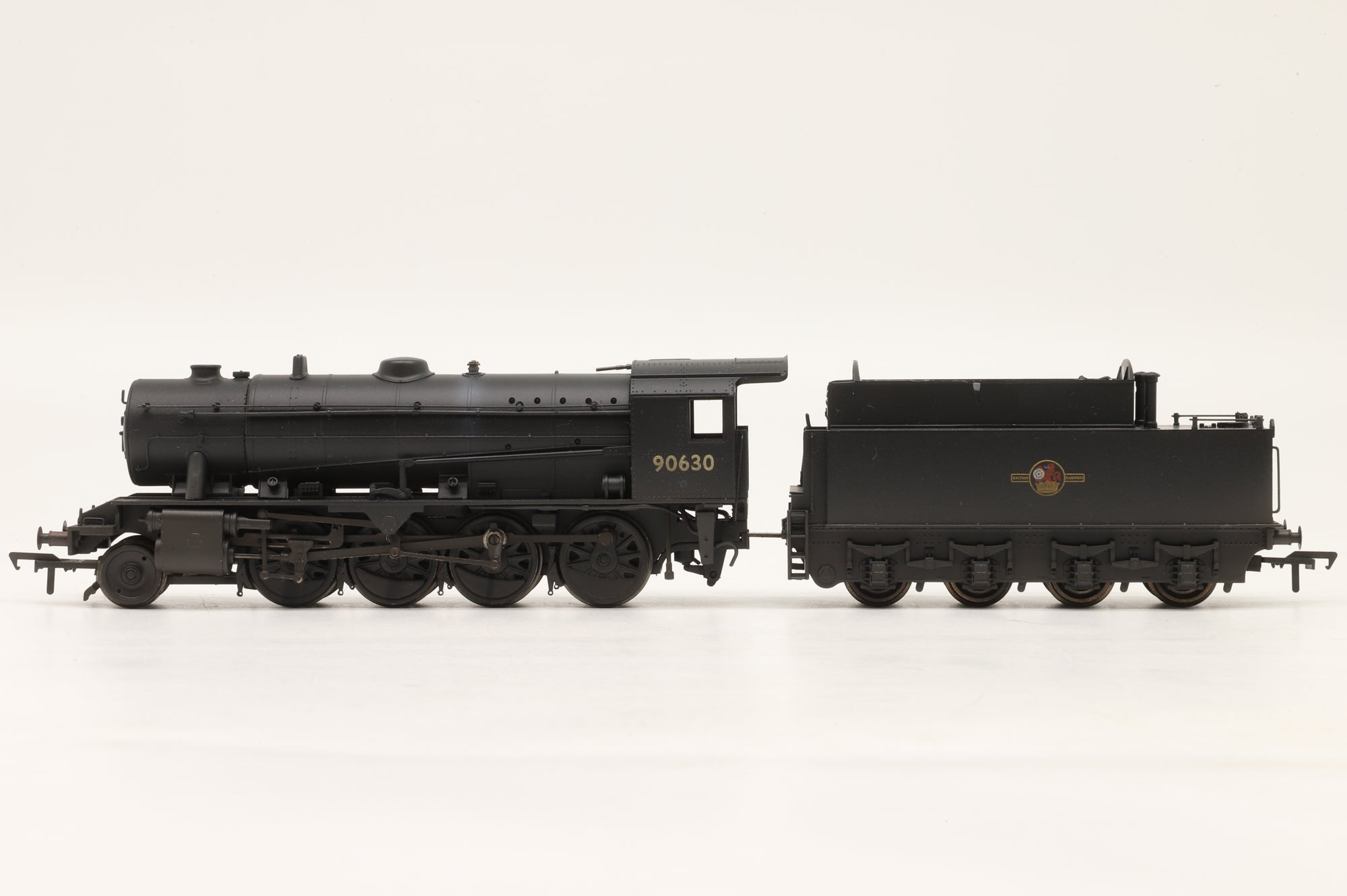 Bachmann OO 32-259 WD Austerity '90630' BR Black L/C Weathered