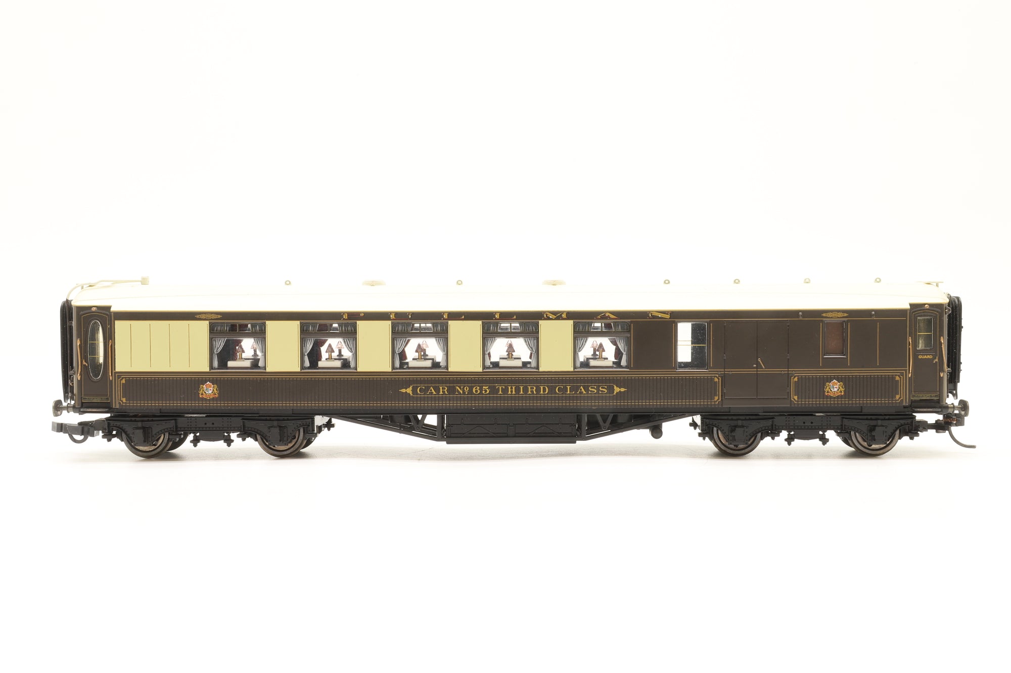 Hornby OO Rake of 7 White roof Pullmans