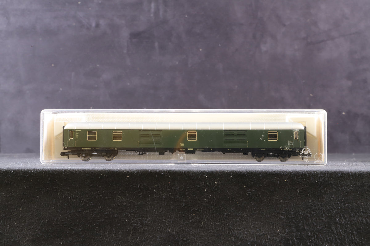 Fleischmann N Rake Of 5 DB Passenger &amp; Bagage Cars Inc. 8640, 8641, 8642 &amp; 8643x2