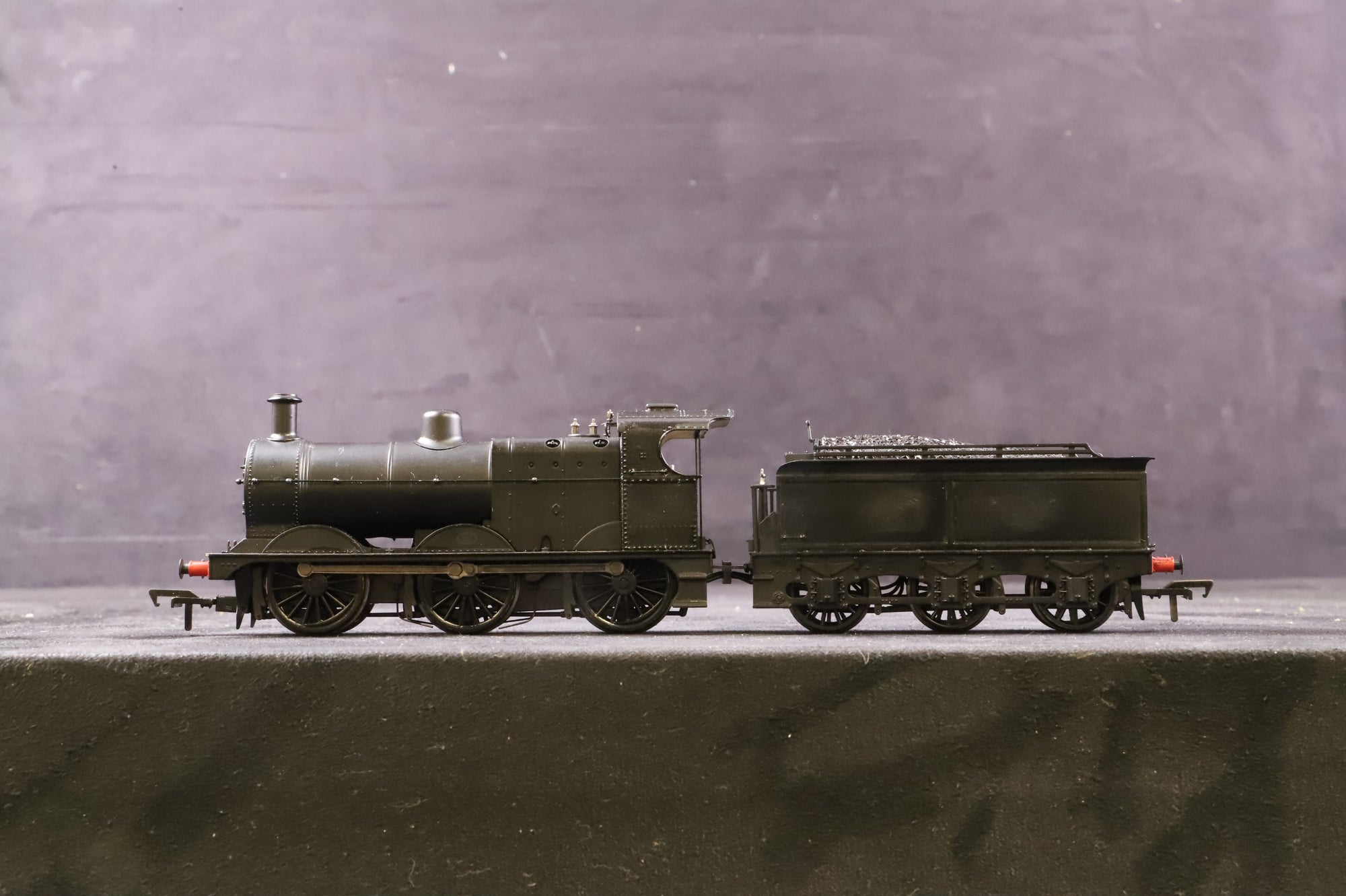 WORKSHOP Bachmann OO 31-627B Class 3F '3520' LMS Black, Repainted