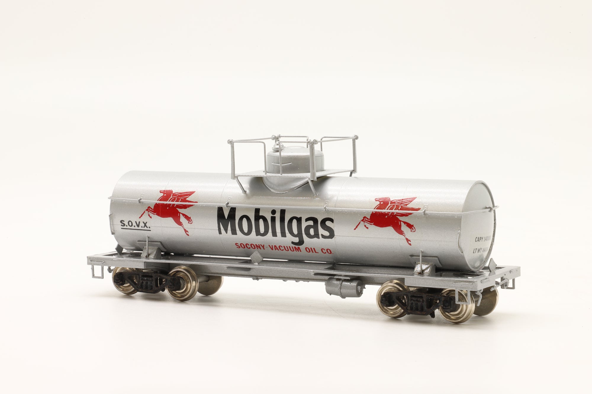 Precision Scale Co./Iron Horse HO Brass 8,000 Gallon Tank Car Mobilgas Silver