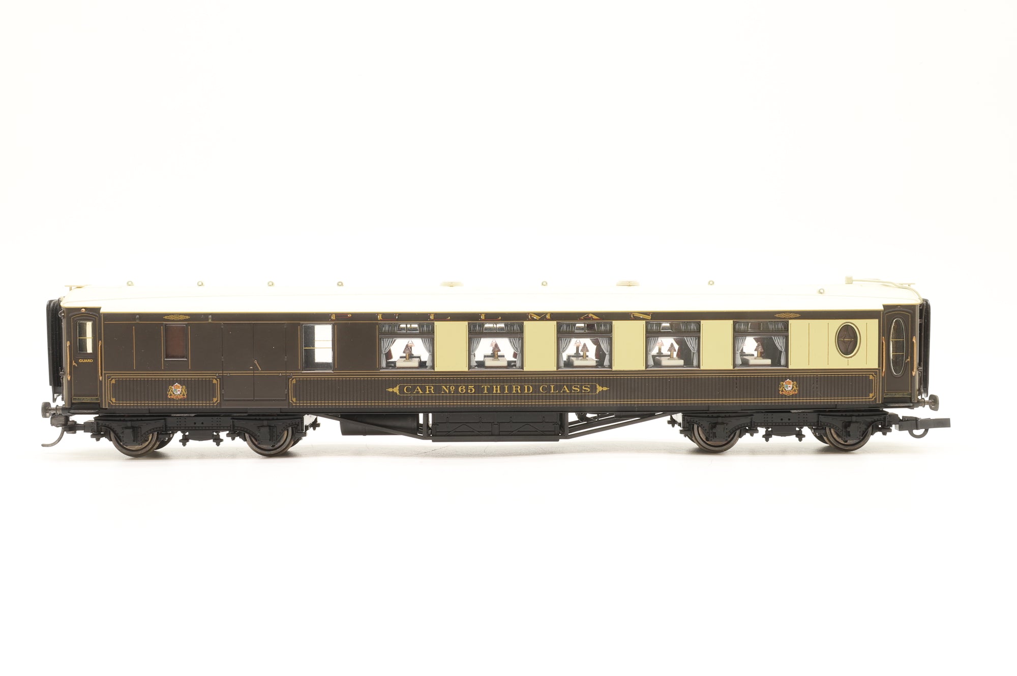 Hornby OO Rake of 7 White roof Pullmans