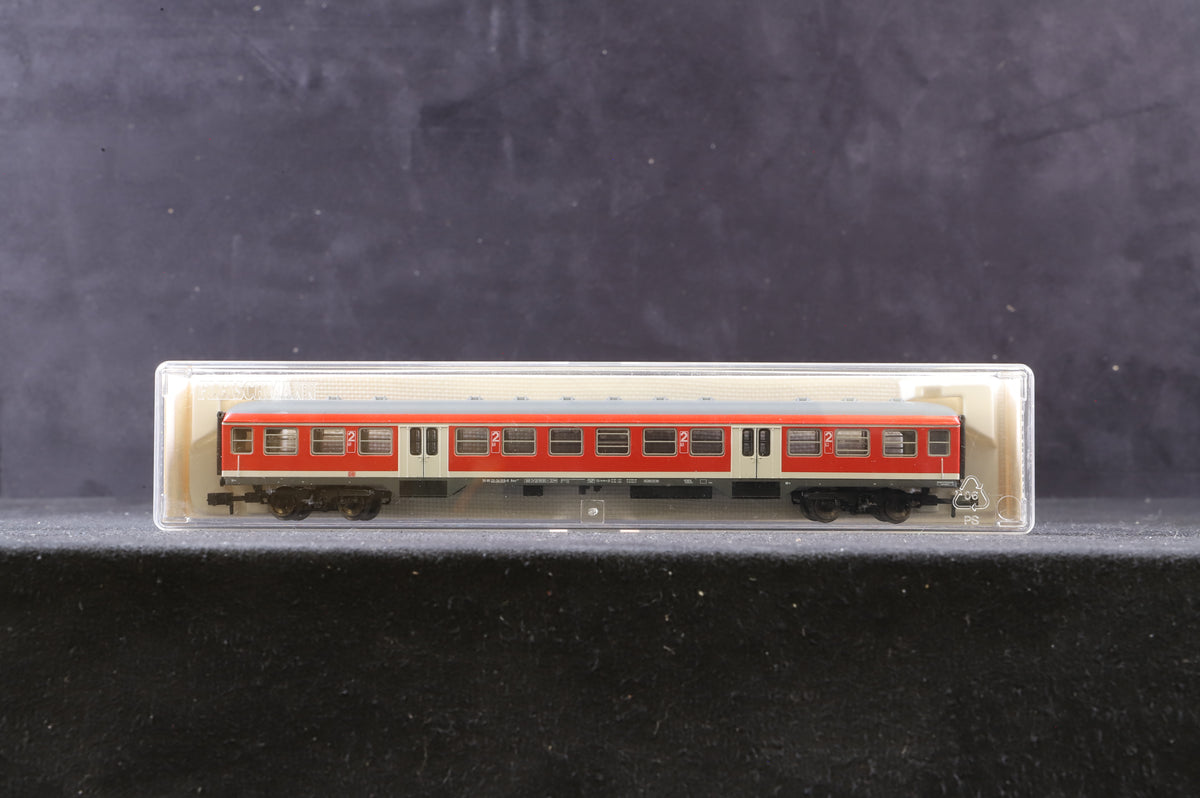 Fleischmann N Rake Of 6 Red DB Coaches Inc. 8148x4, 8147 &amp; 8146