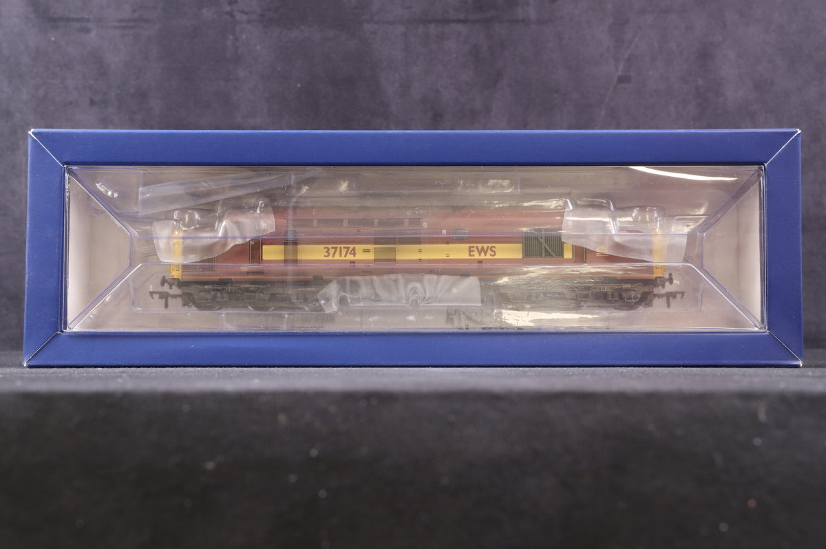 Bachmann OO 32-786 Class 37/0 &#39;37174&#39; EWS Domino Headcode, Weathered