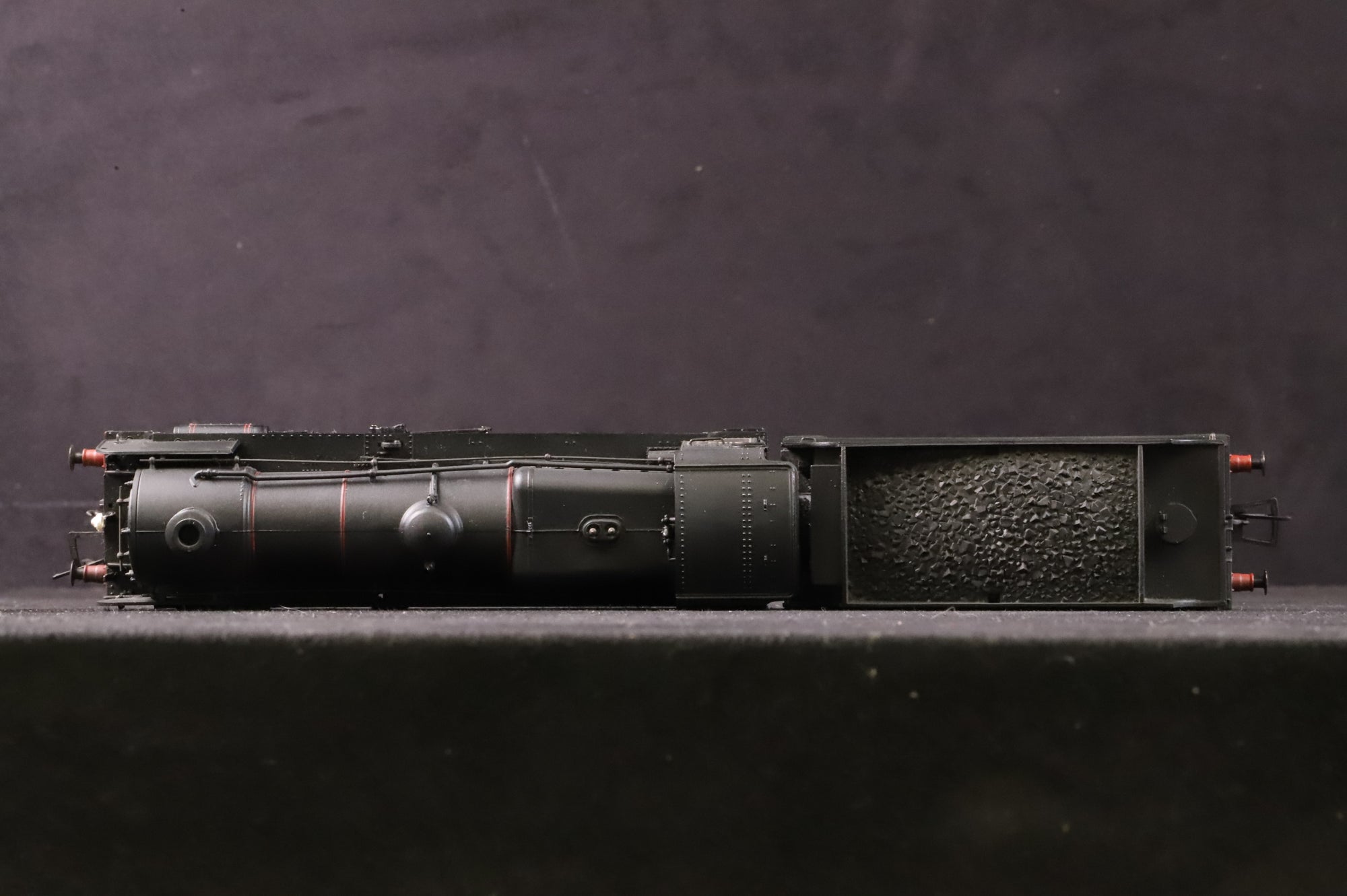 Bachmann OO 32-156 N Class 31844 in Lined BR Black w/ Early Crests - Weathered