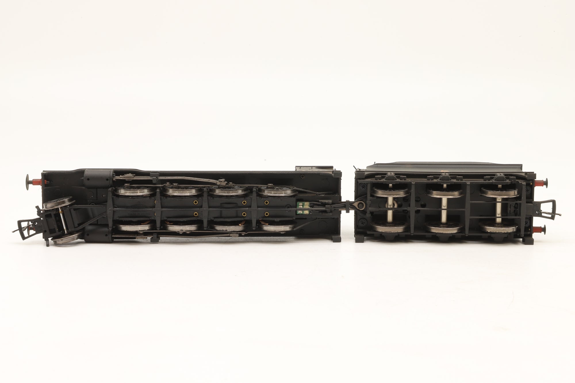 Bachmann OO 31-004A Robinson Class 04 '63762' BR Black E/C Weathered