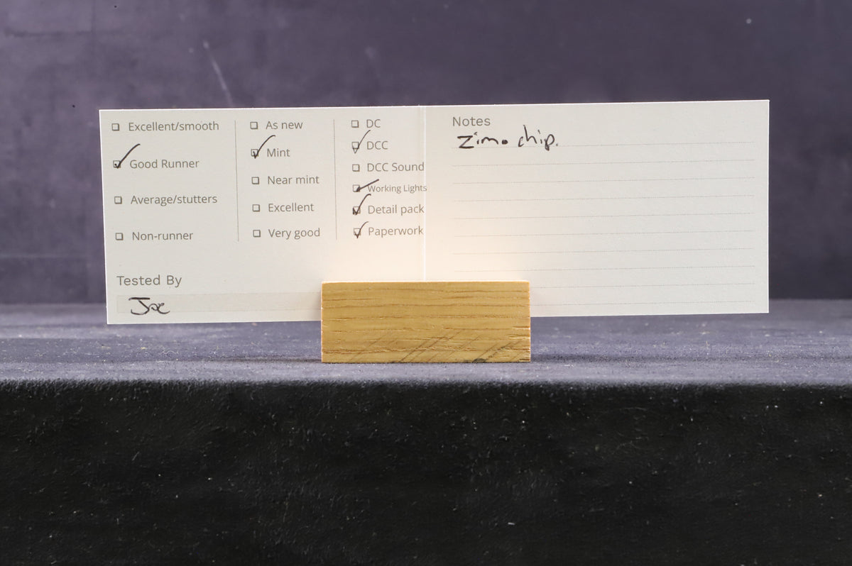 Graham Farish N 371-650A Class 57 &#39;57306&#39; Jeff Tracy&#39; Virgin DCC Fitted