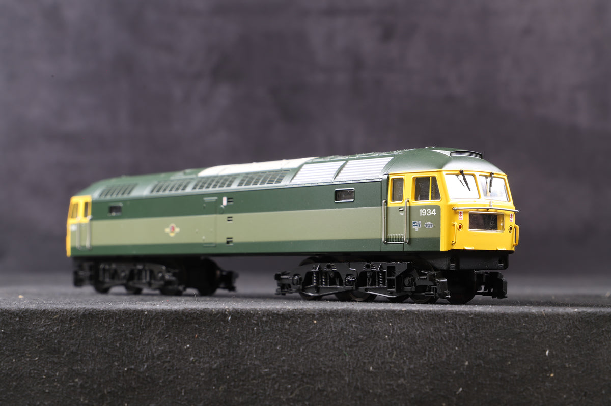 Heljan OO 4703 Class 47 &#39;1934&#39; Two Tone Green L/C