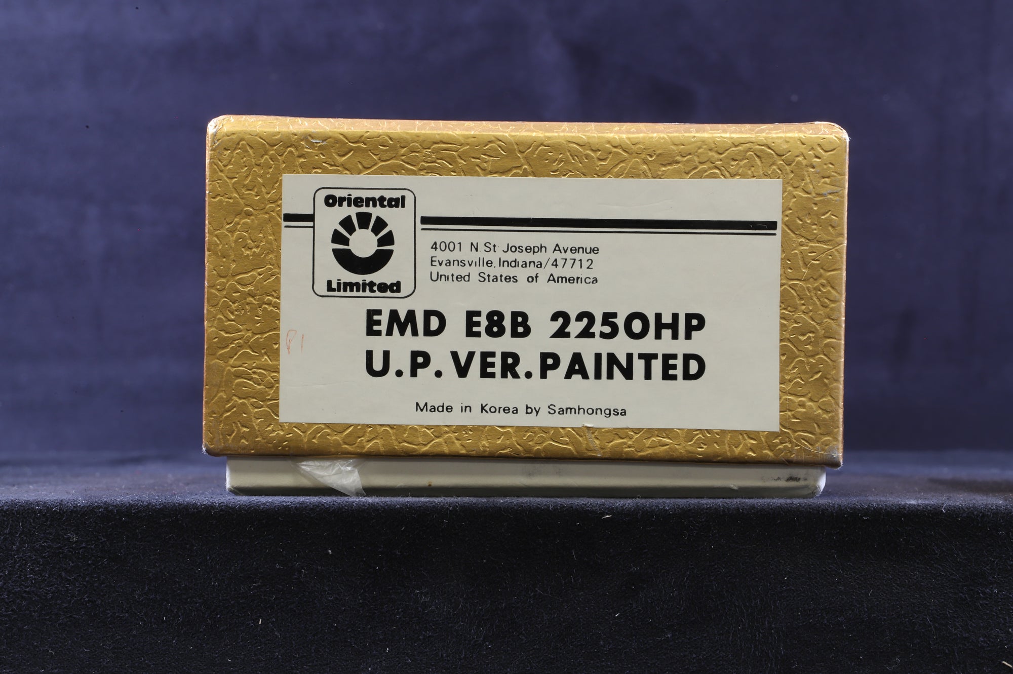 Samhongsa/Oriental Ltd. HO Brass EMD E8B 225OHP U.P.Ver.Painted