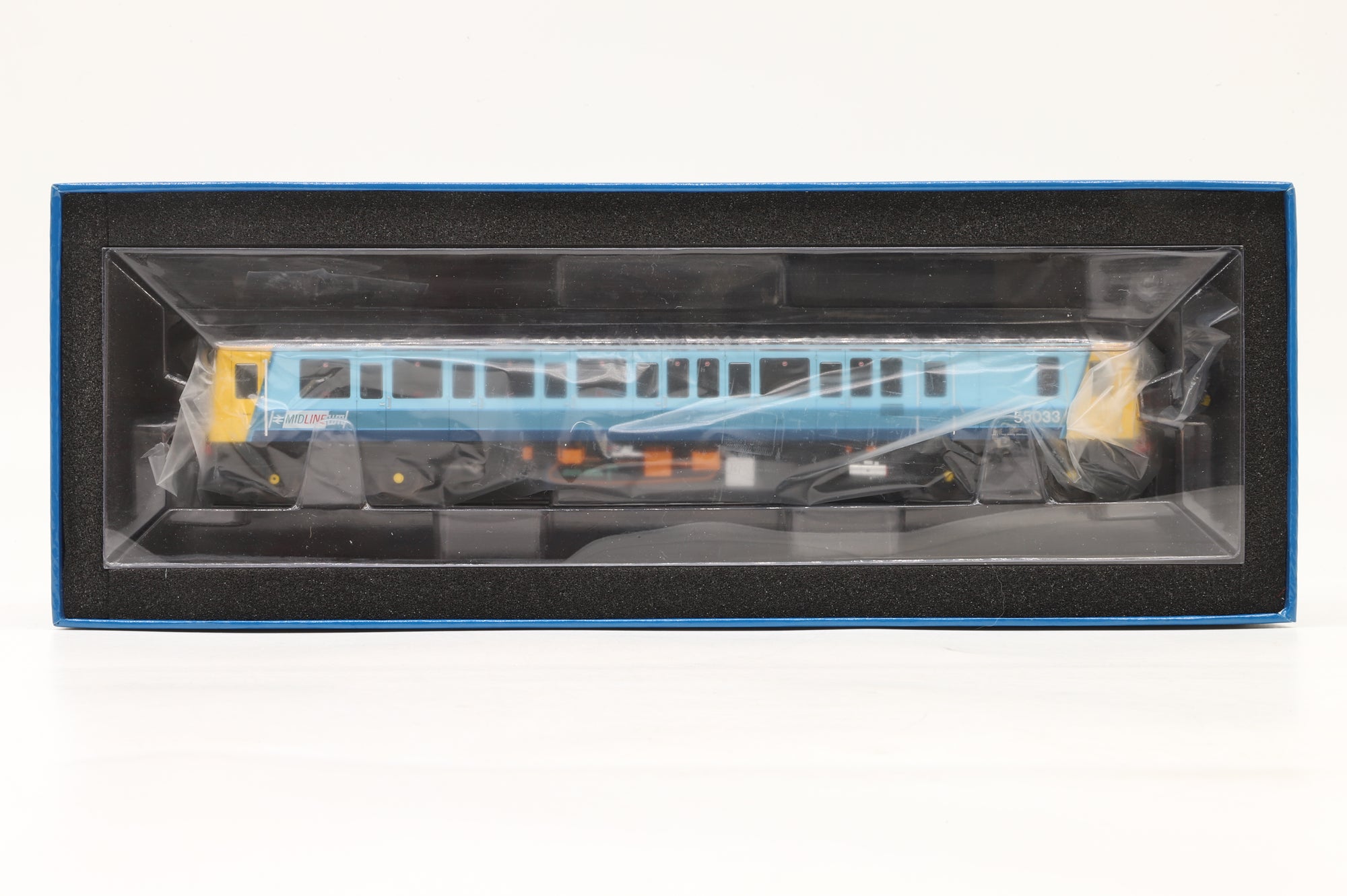 Dapol OO 4D-009-008 Class 121 Railcar 55033 in BR Midline Livery